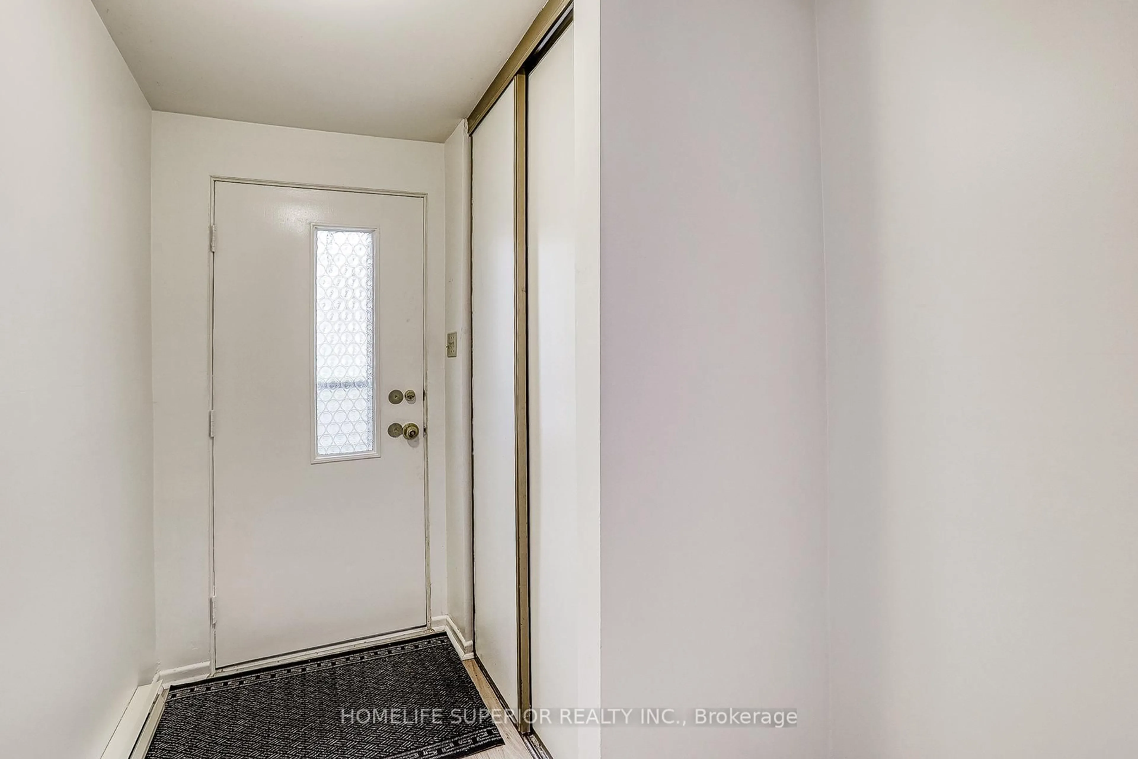 Indoor entryway for 121 Centennial Rd #57, Toronto Ontario M1C 1Z7