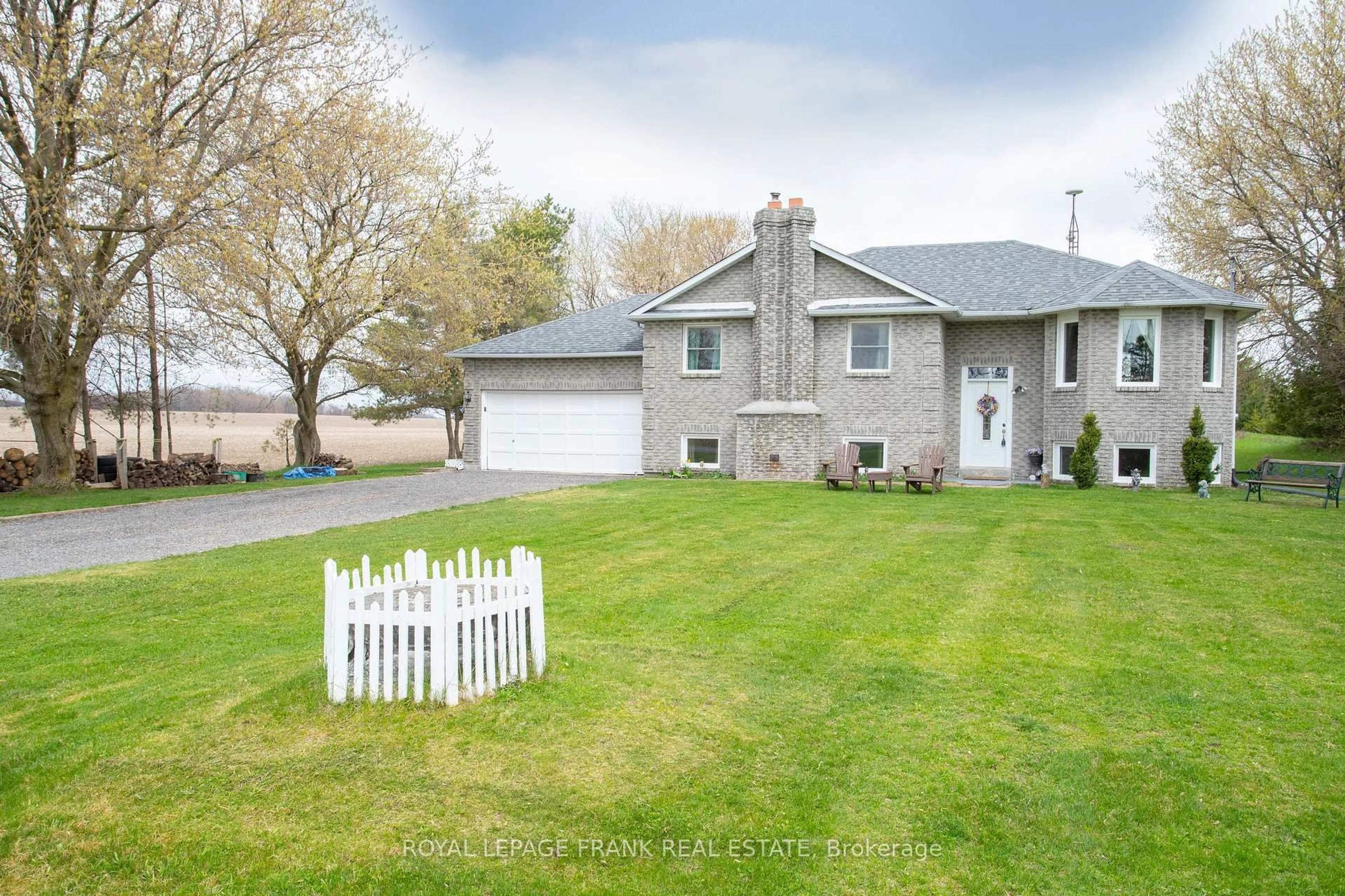 A pic from outside/outdoor area/front of a property/back of a property/a pic from drone, unknown for 4491 Mckee Rd, Scugog Ontario L0B 1B0