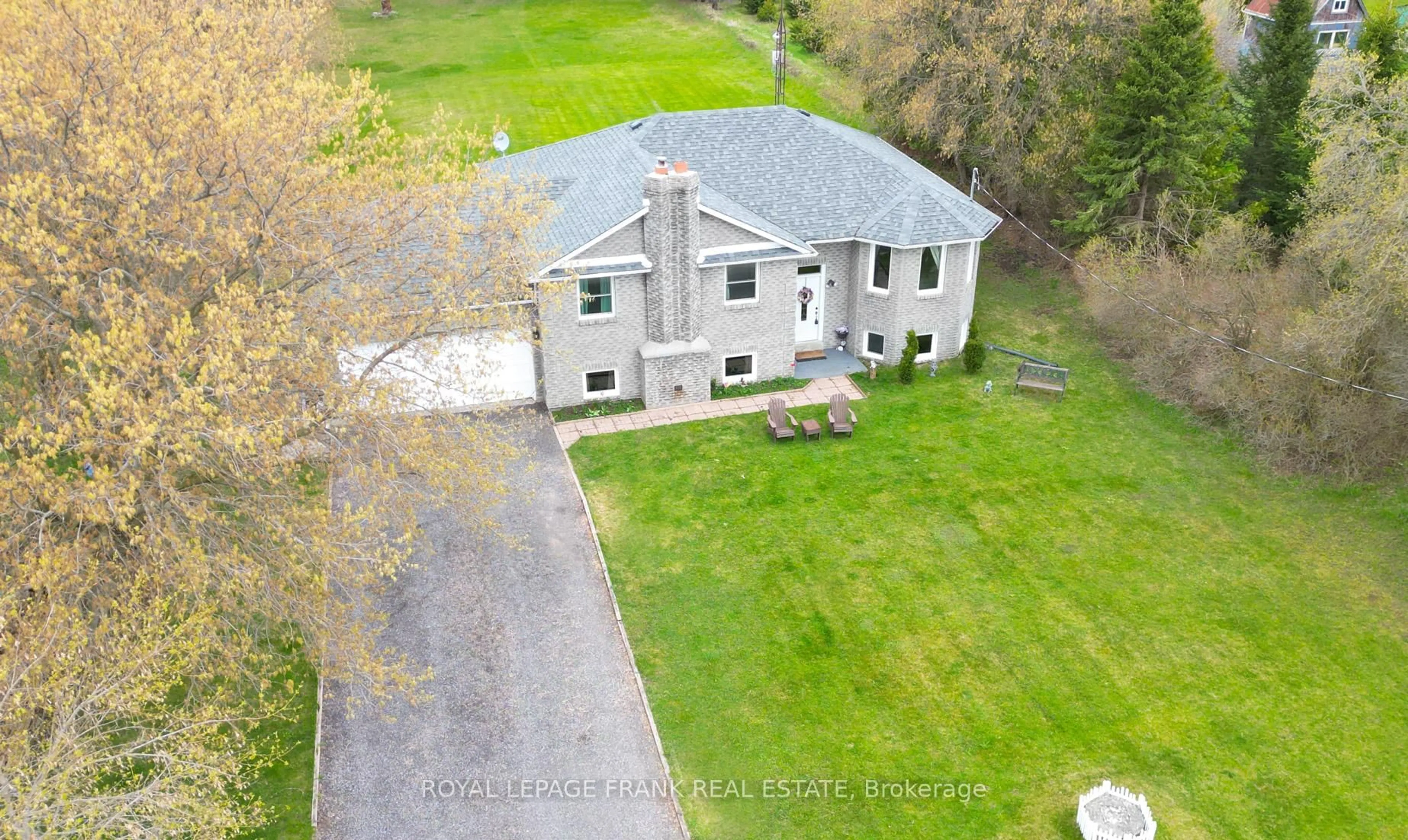 A pic from outside/outdoor area/front of a property/back of a property/a pic from drone, building for 4491 Mckee Rd, Scugog Ontario L0B 1B0