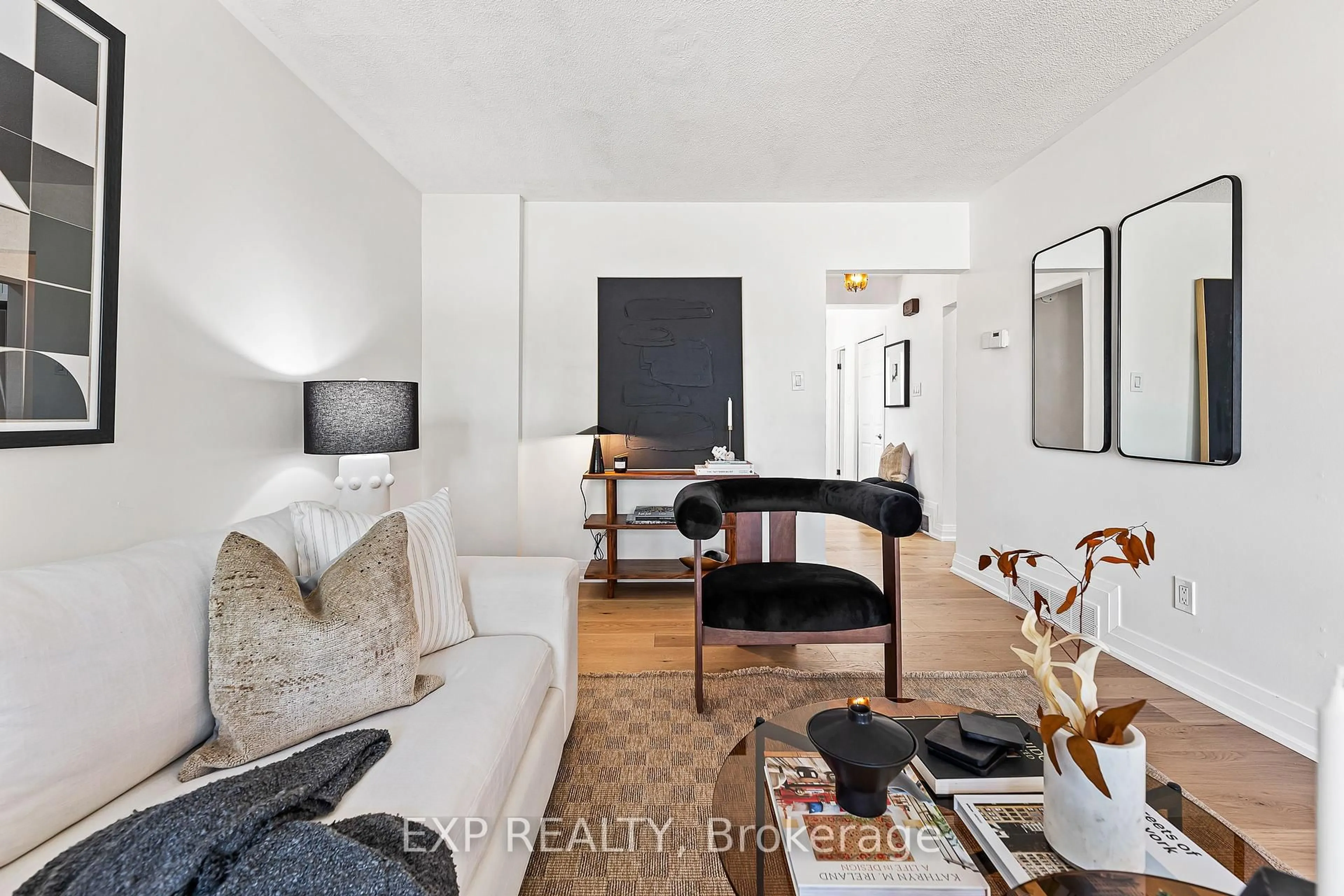 Living room with furniture, unknown for 126 Slan Ave, Toronto Ontario M1G 3B9