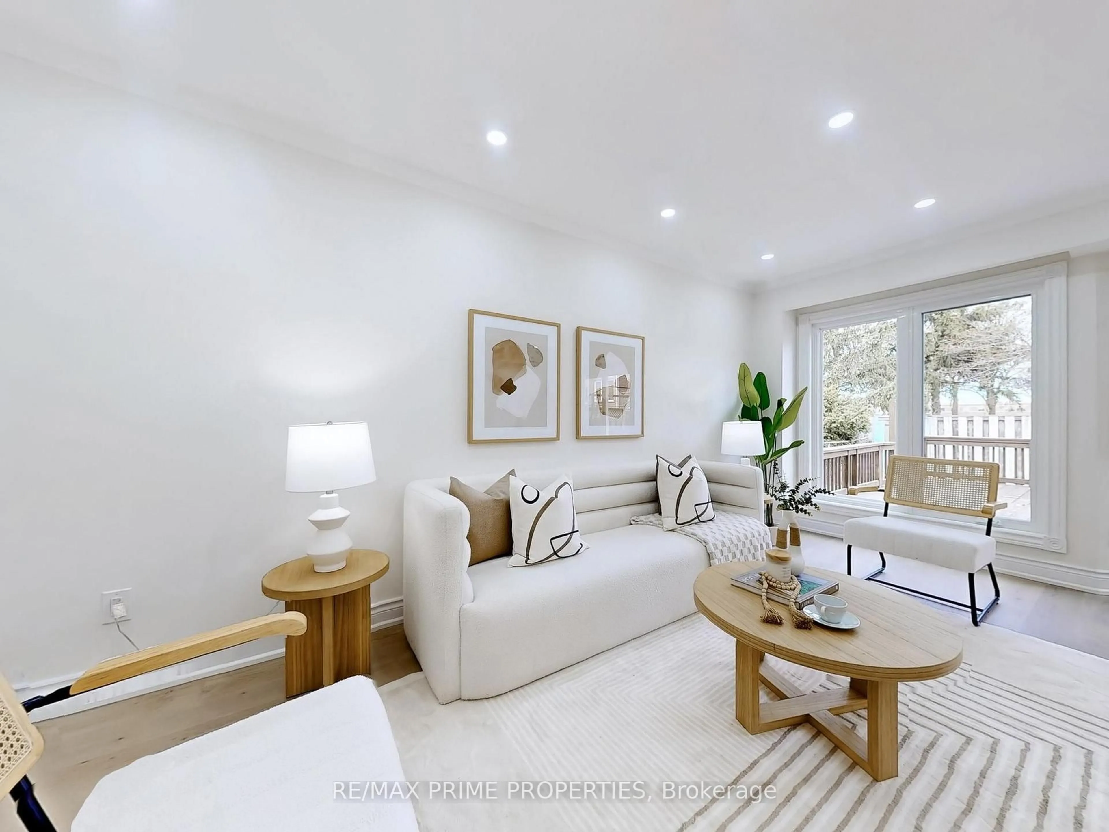 Living room with furniture, unknown for 38 Audrelane Crt, Toronto Ontario M1V 3S4