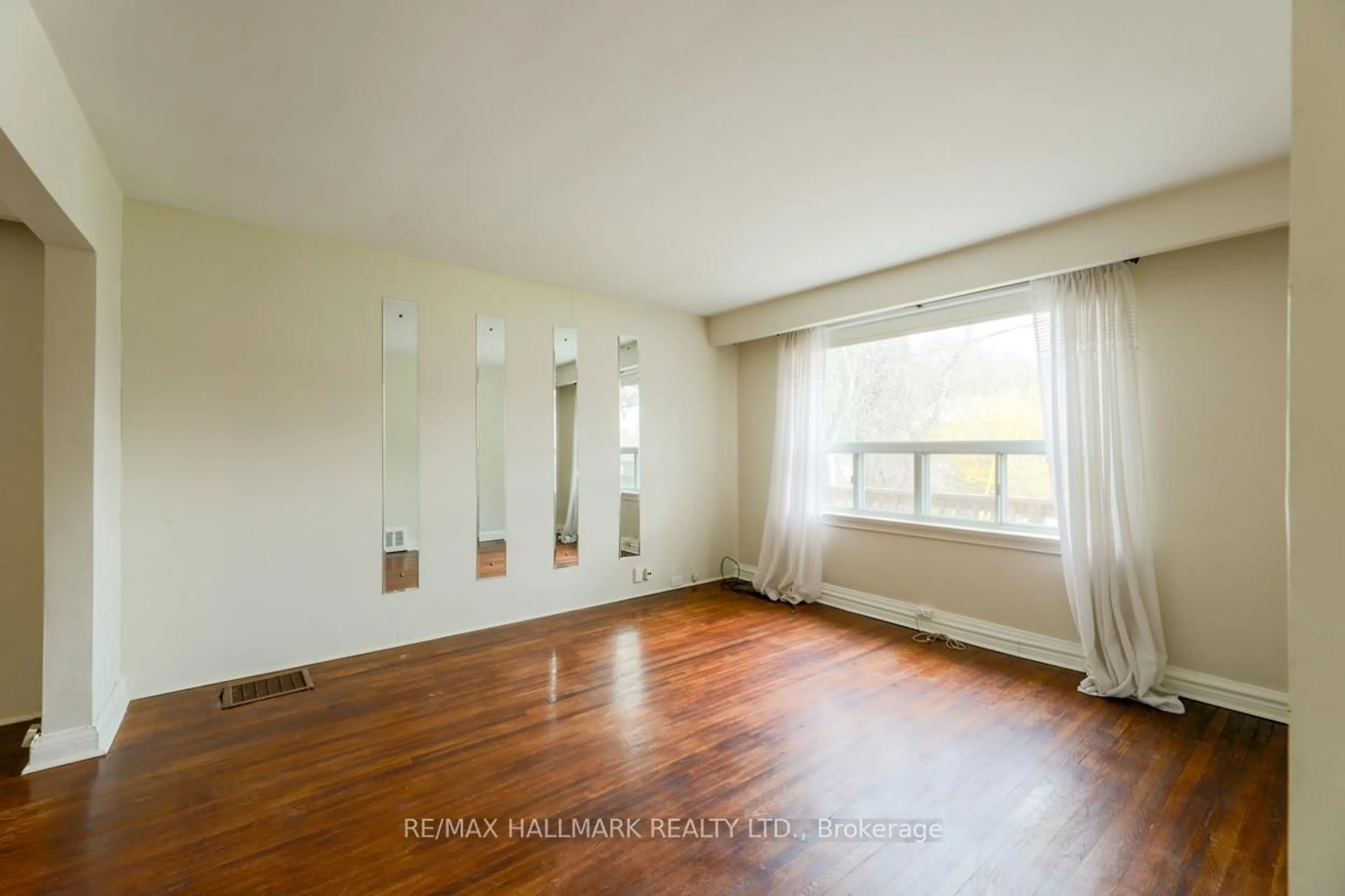 A pic of a room for 9 Latham Ave, Toronto Ontario M1N 1M7