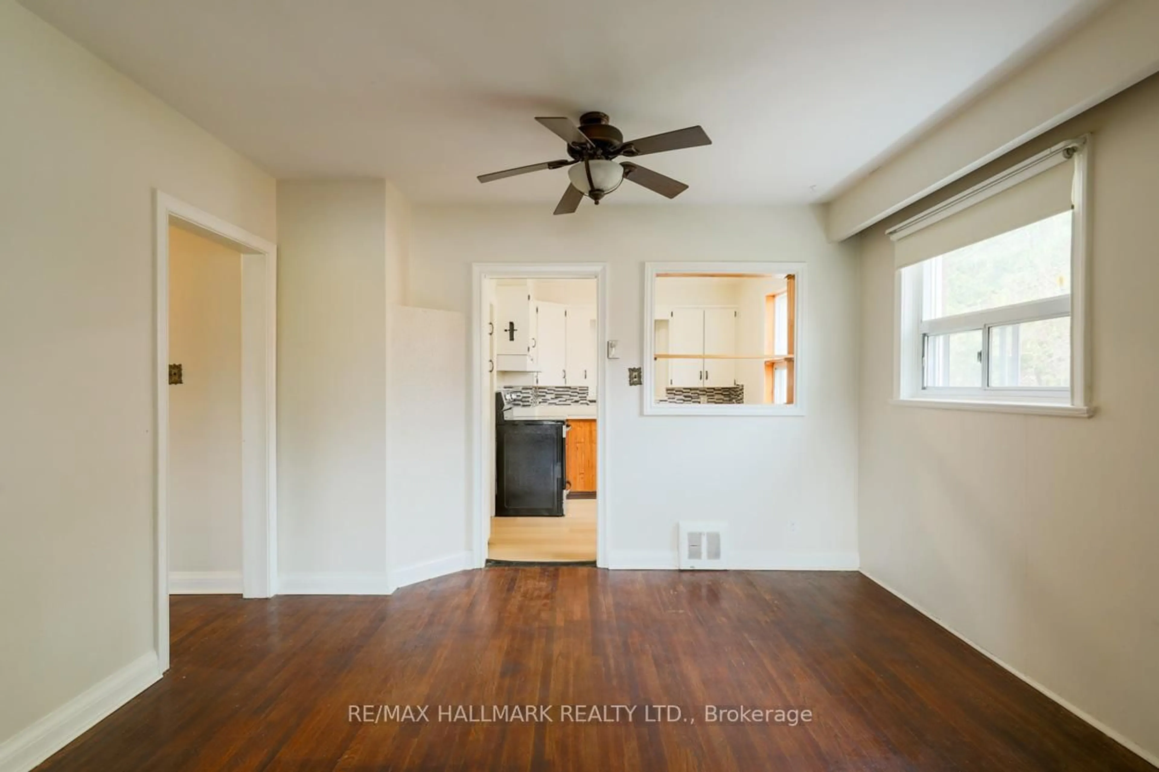 A pic of a room for 9 Latham Ave, Toronto Ontario M1N 1M7