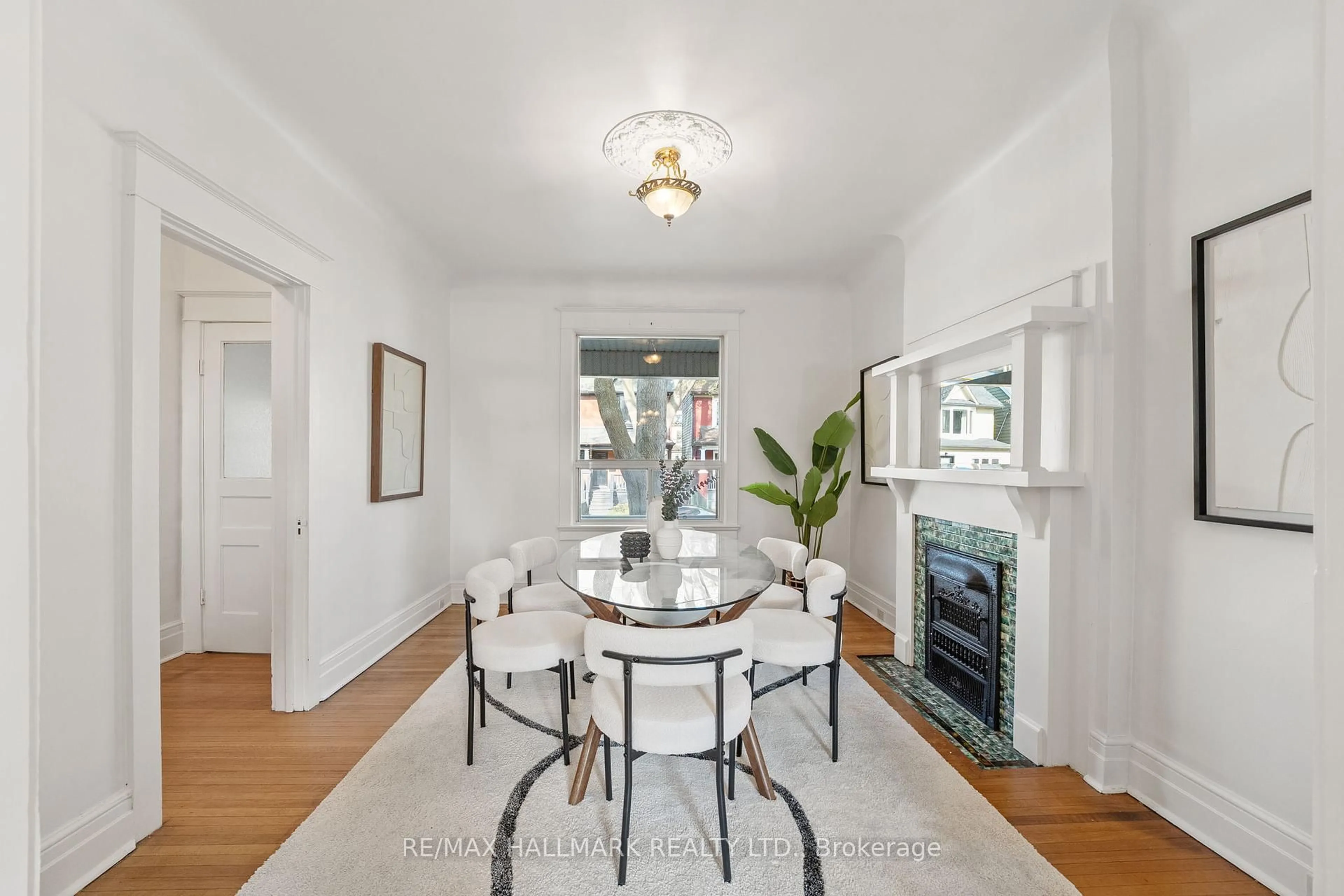 Dining room, unknown for 52 Empire Ave, Toronto Ontario M4M 2L4