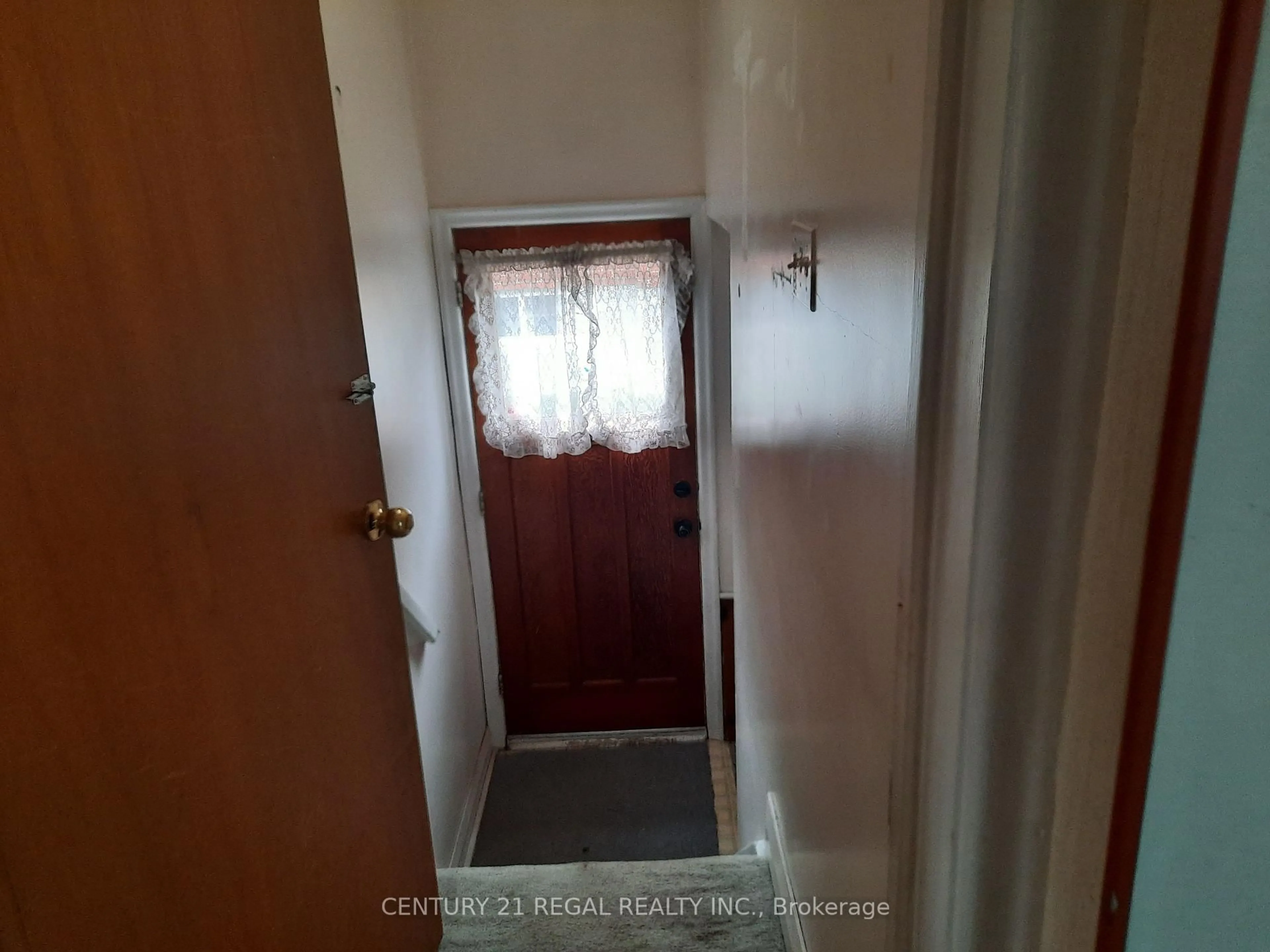 Unknown for 68 Blakemanor Blvd, Toronto Ontario M1J 2W5
