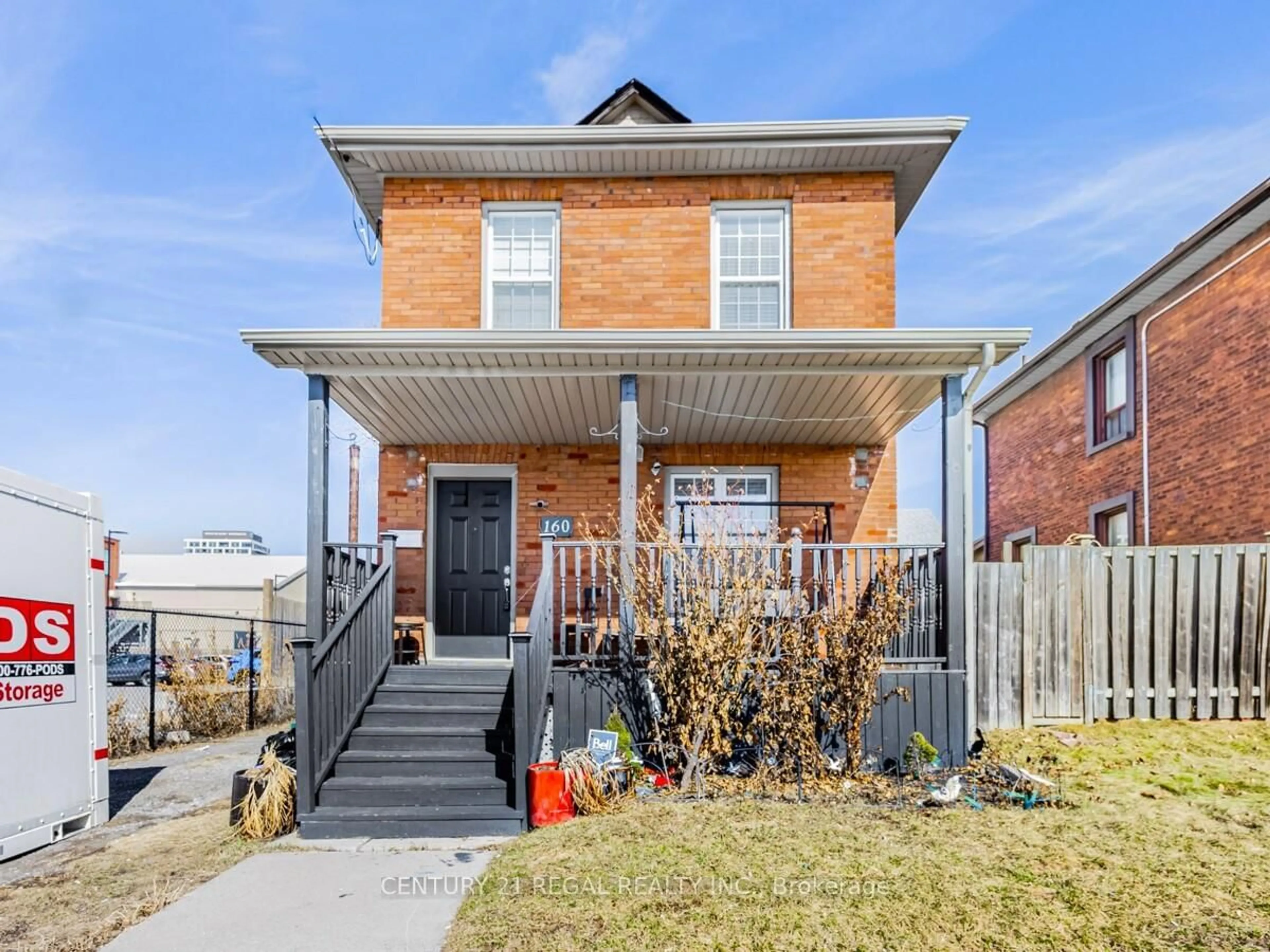 Home with brick exterior material, street for 160 Bruce St, Oshawa Ontario L1H 1R2