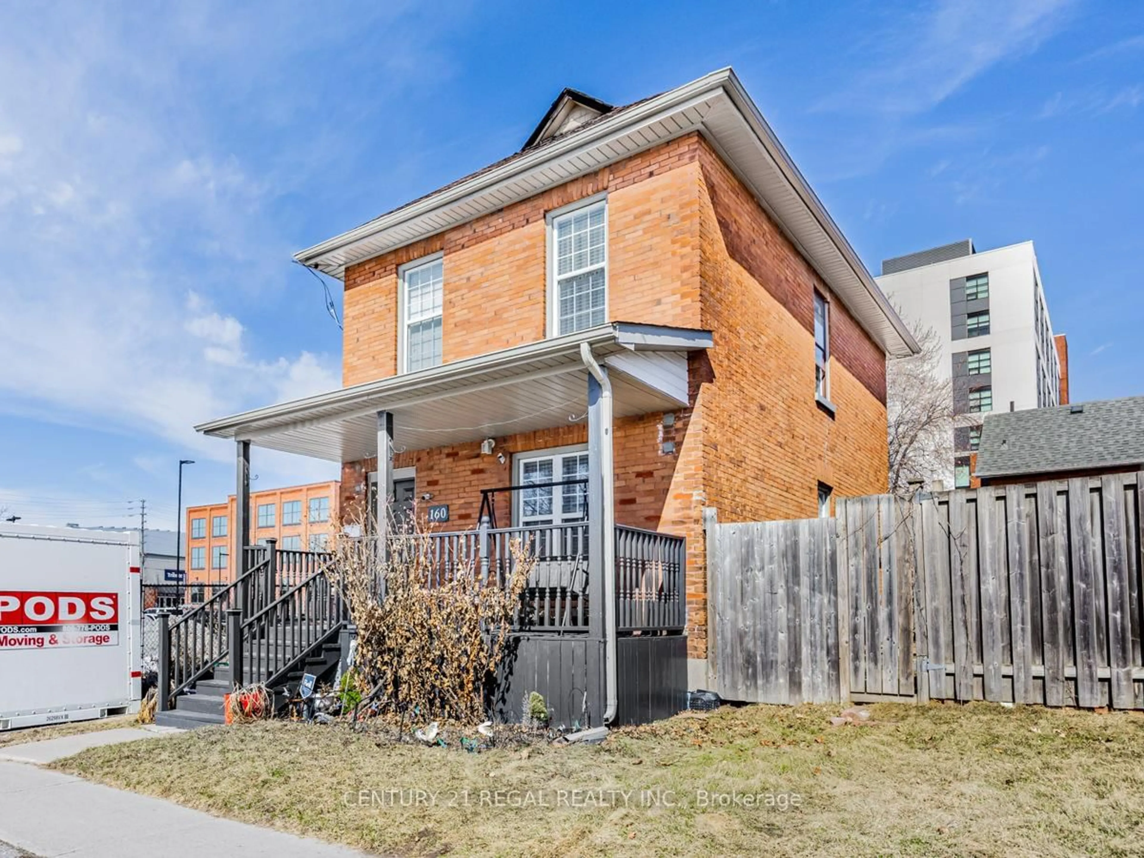 Home with brick exterior material, street for 160 Bruce St, Oshawa Ontario L1H 1R2
