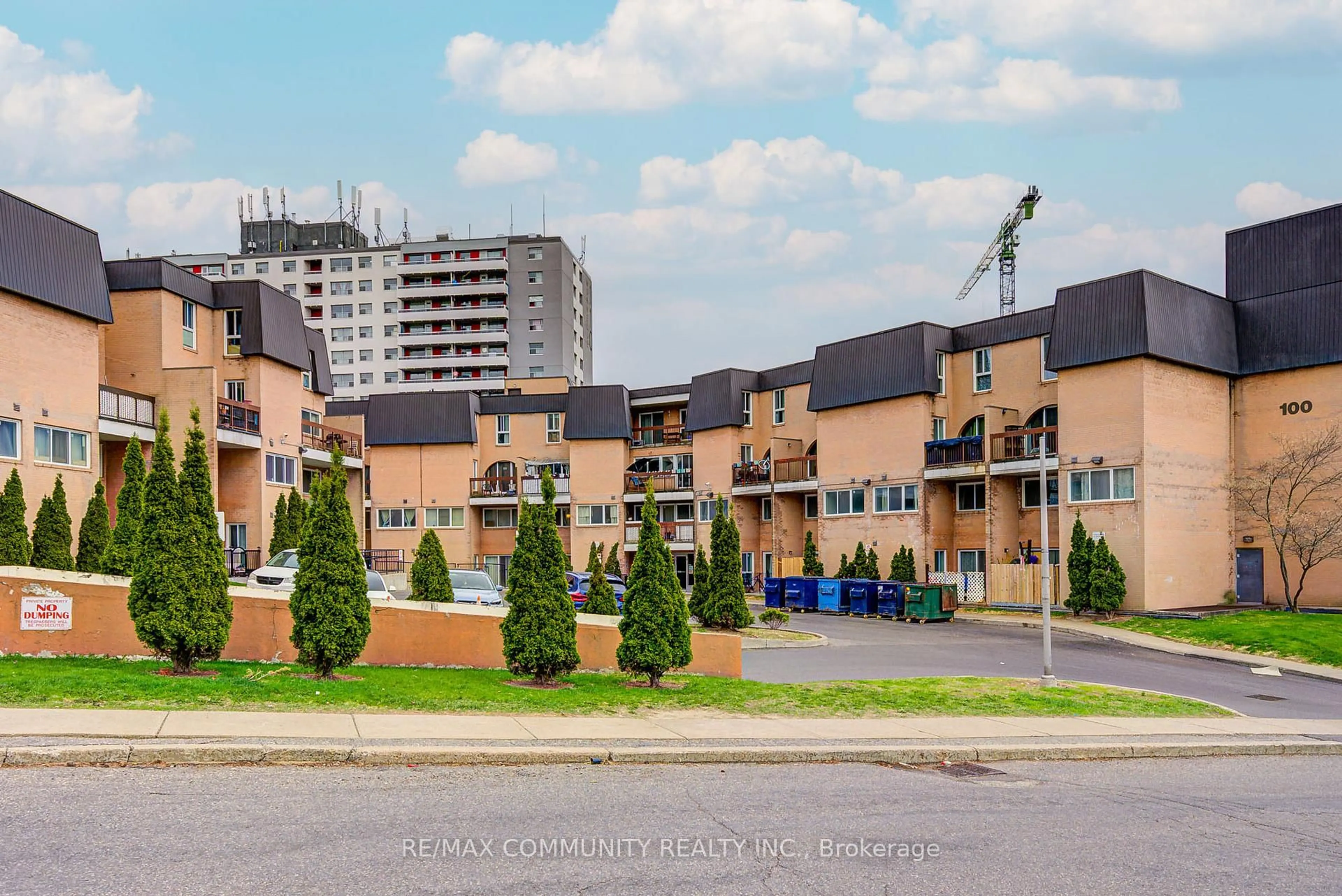 A pic from outside/outdoor area/front of a property/back of a property/a pic from drone, unknown for 100 Mornelle Crt #1078, Toronto Ontario M1E 4X2