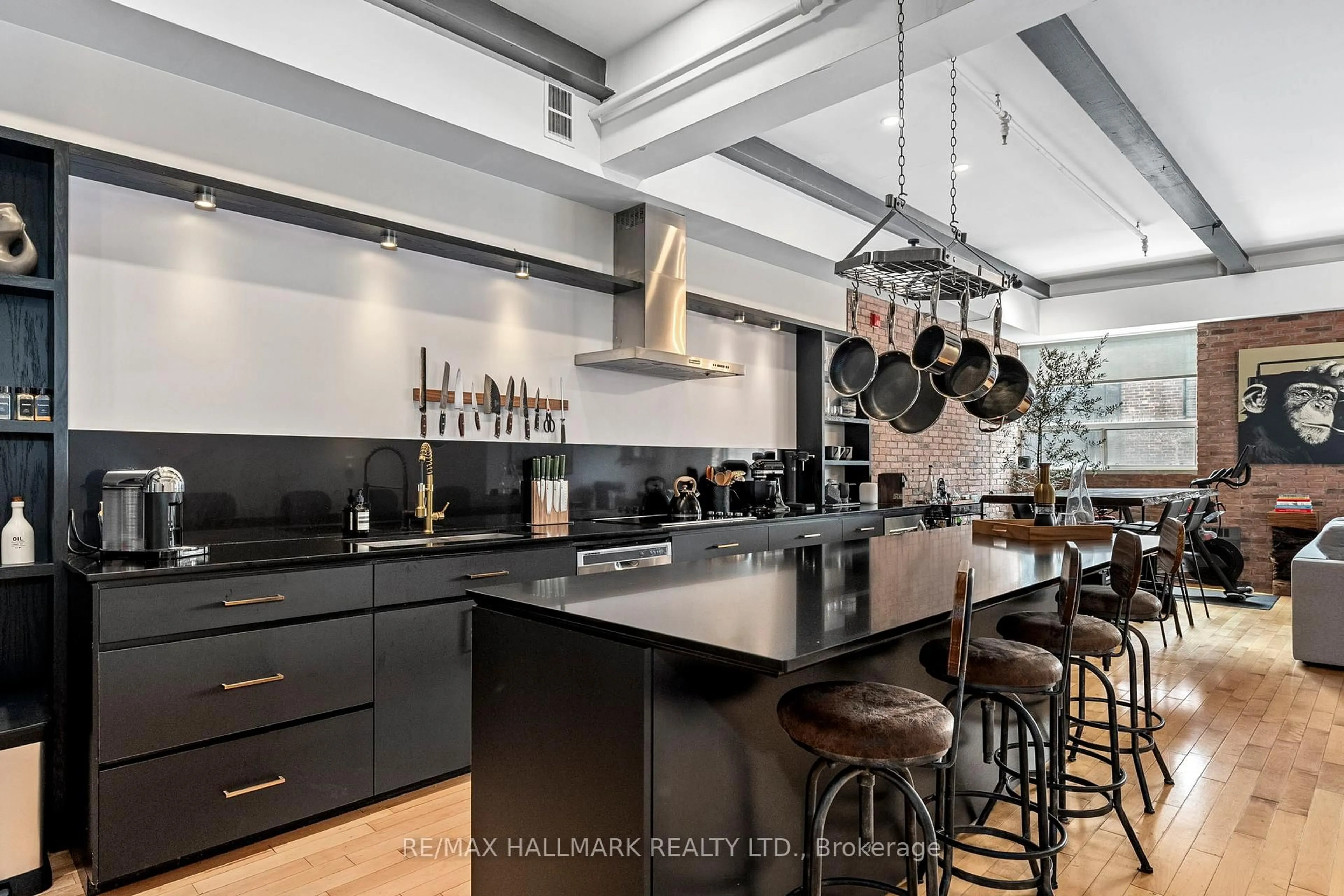Contemporary kitchen, unknown for 326 Carlaw Ave #215, Toronto Ontario M4M 3N8