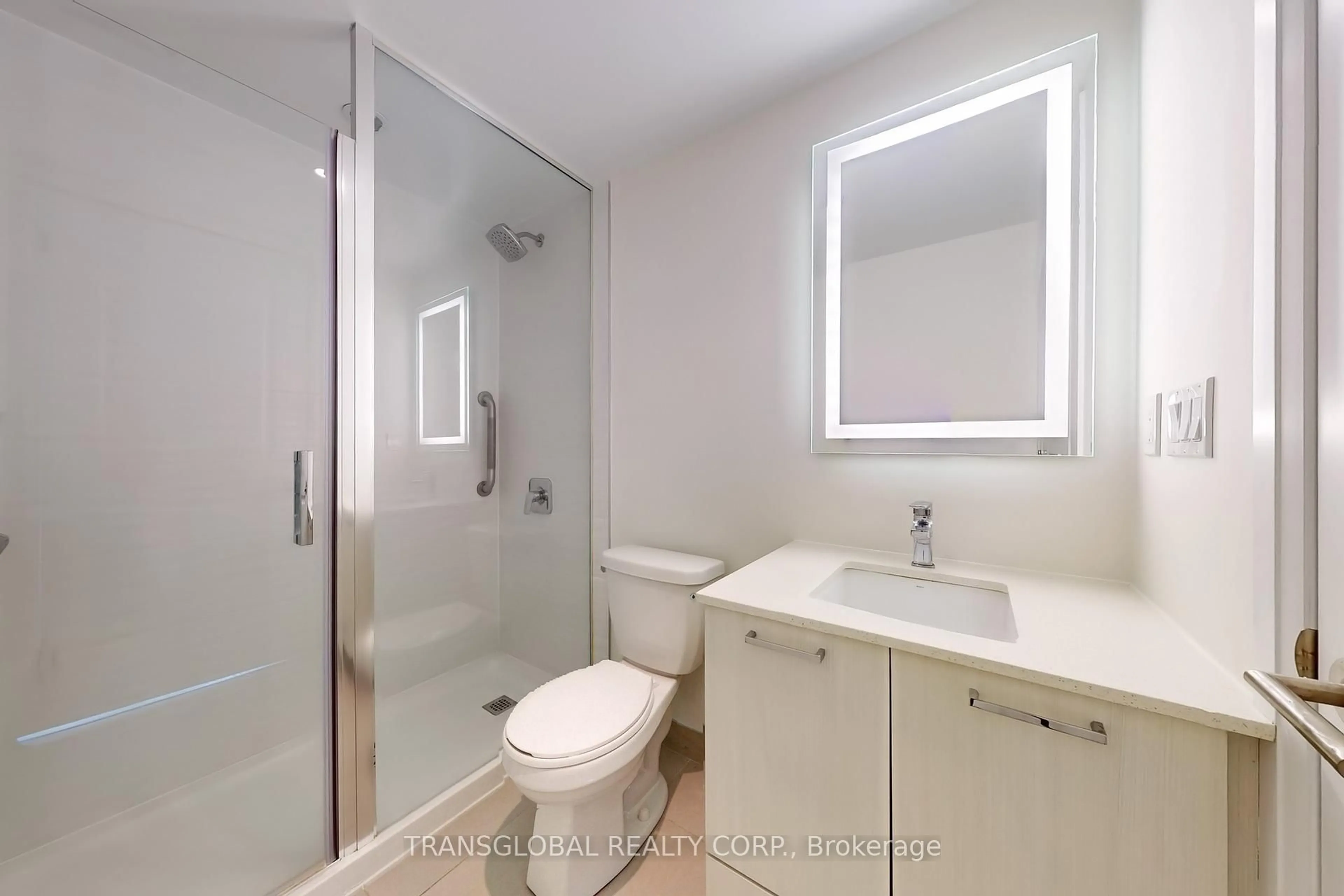 Standard bathroom, unknown for 2301 Danforth Ave #308, Toronto Ontario M4C 0A7