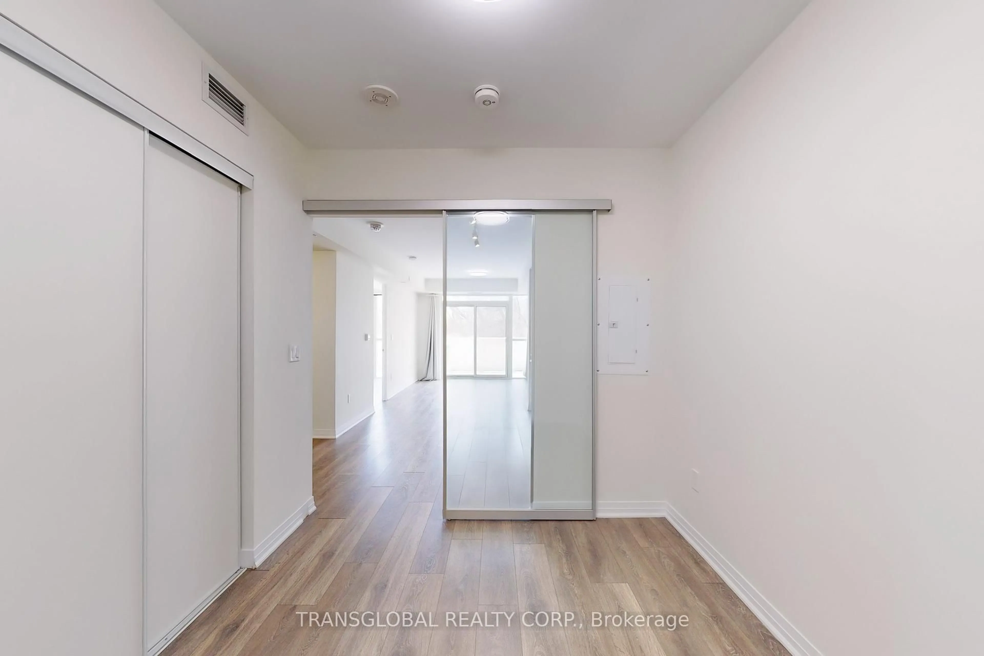 Indoor foyer for 2301 Danforth Ave #308, Toronto Ontario M4C 0A7
