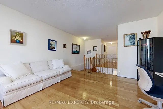 Additional property image - 84 Piperbrook Cres