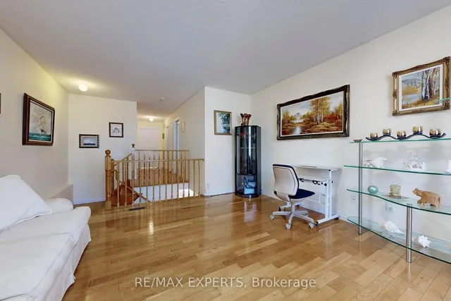 Additional property image - 84 Piperbrook Cres