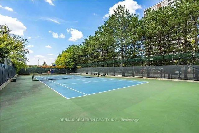 Additional property image - 3233 Eglinton Ave Unit 402