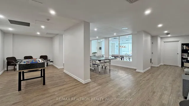 Additional property image - 3233 Eglinton Ave Unit 402