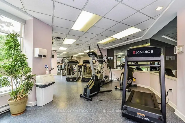 Additional property image - 3233 Eglinton Ave Unit 402
