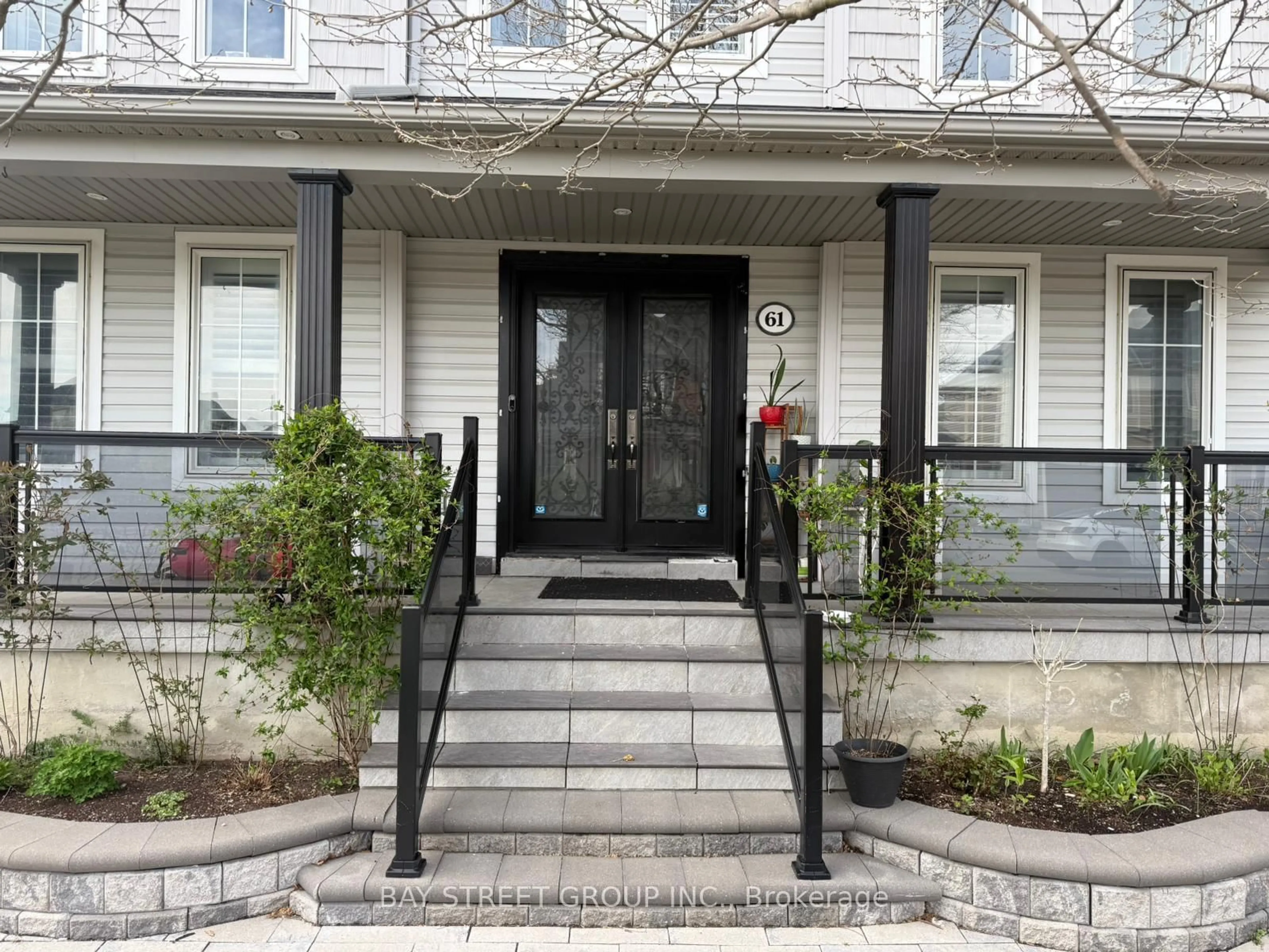 Indoor entryway for 61 Seward Cres, Ajax Ontario L1Z 2B6