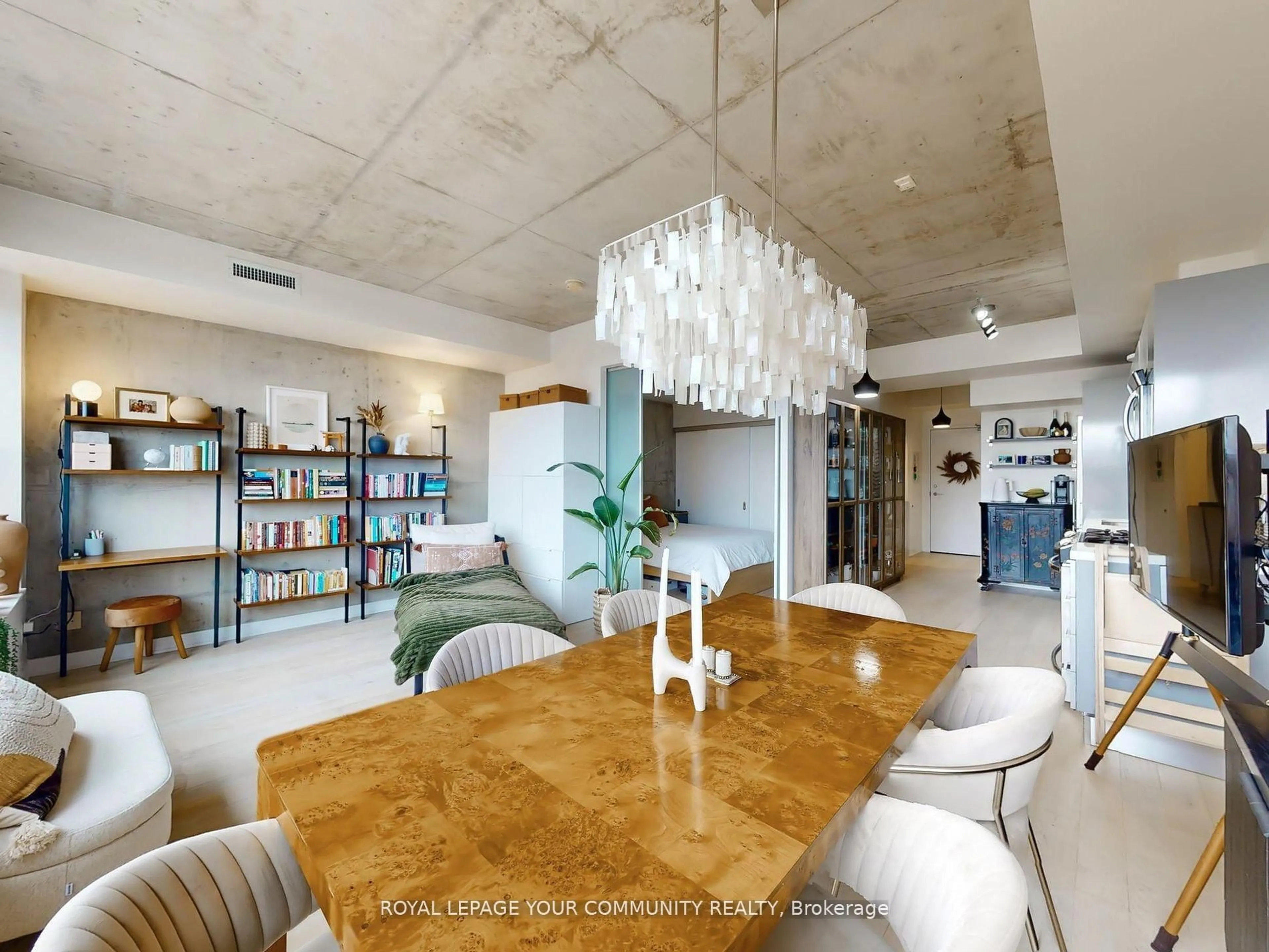 Unknown for 319 Carlaw Ave #403, Toronto Ontario M4M 0A4