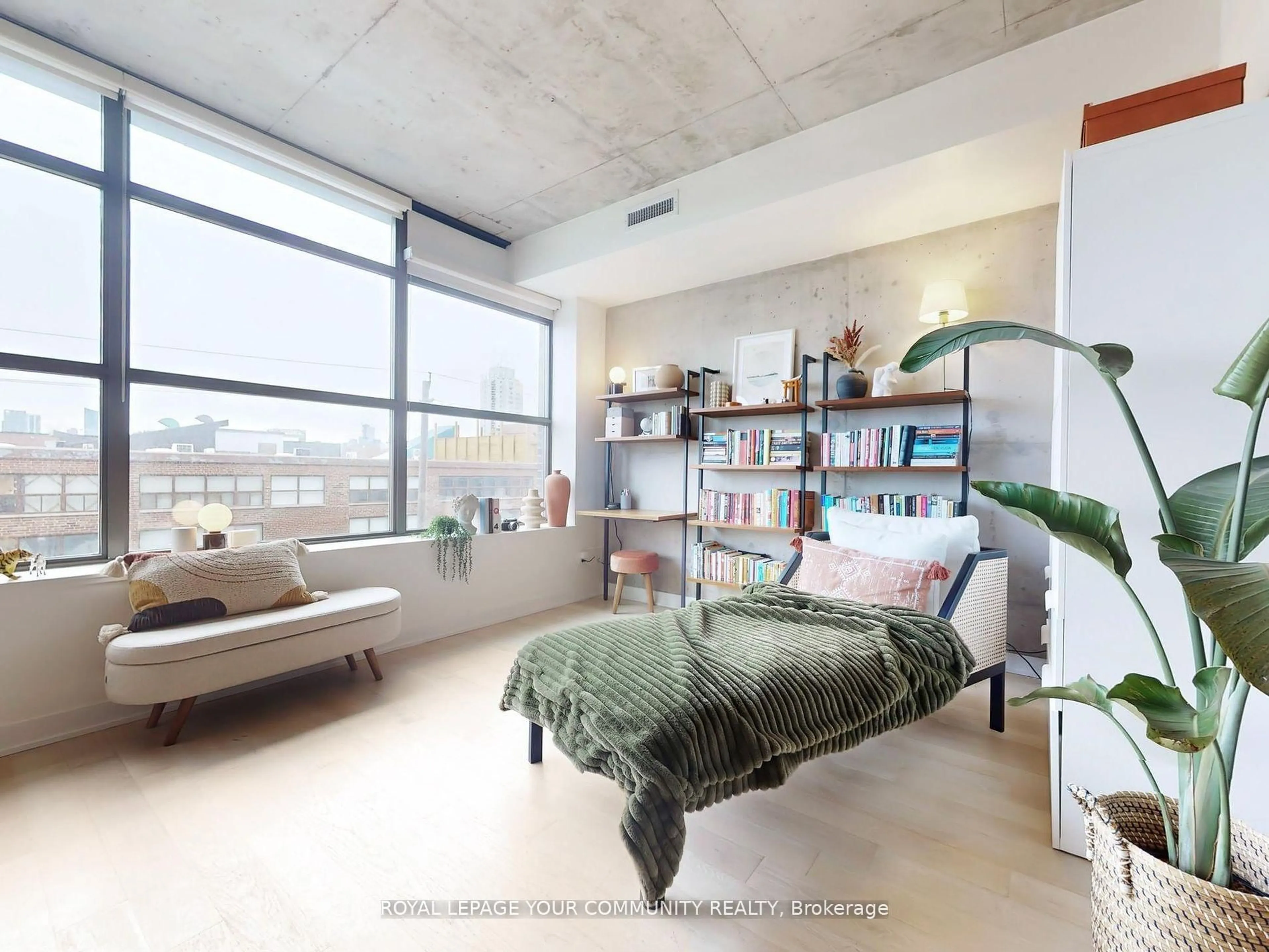 Bedroom with bed, unknown for 319 Carlaw Ave #403, Toronto Ontario M4M 0A4