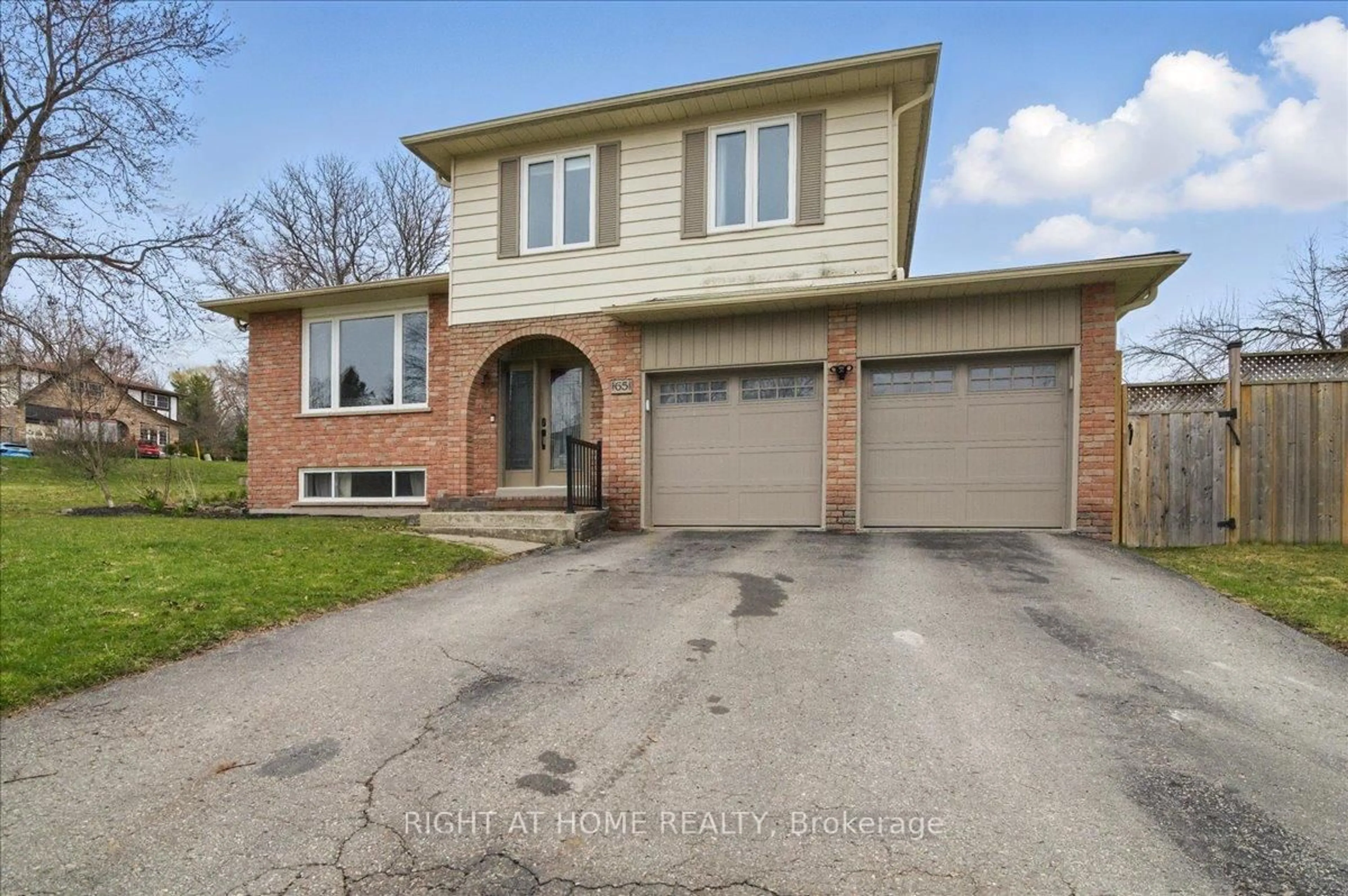 Home with brick exterior material, street for 65 Heath Cres, Scugog Ontario L9L 1K9