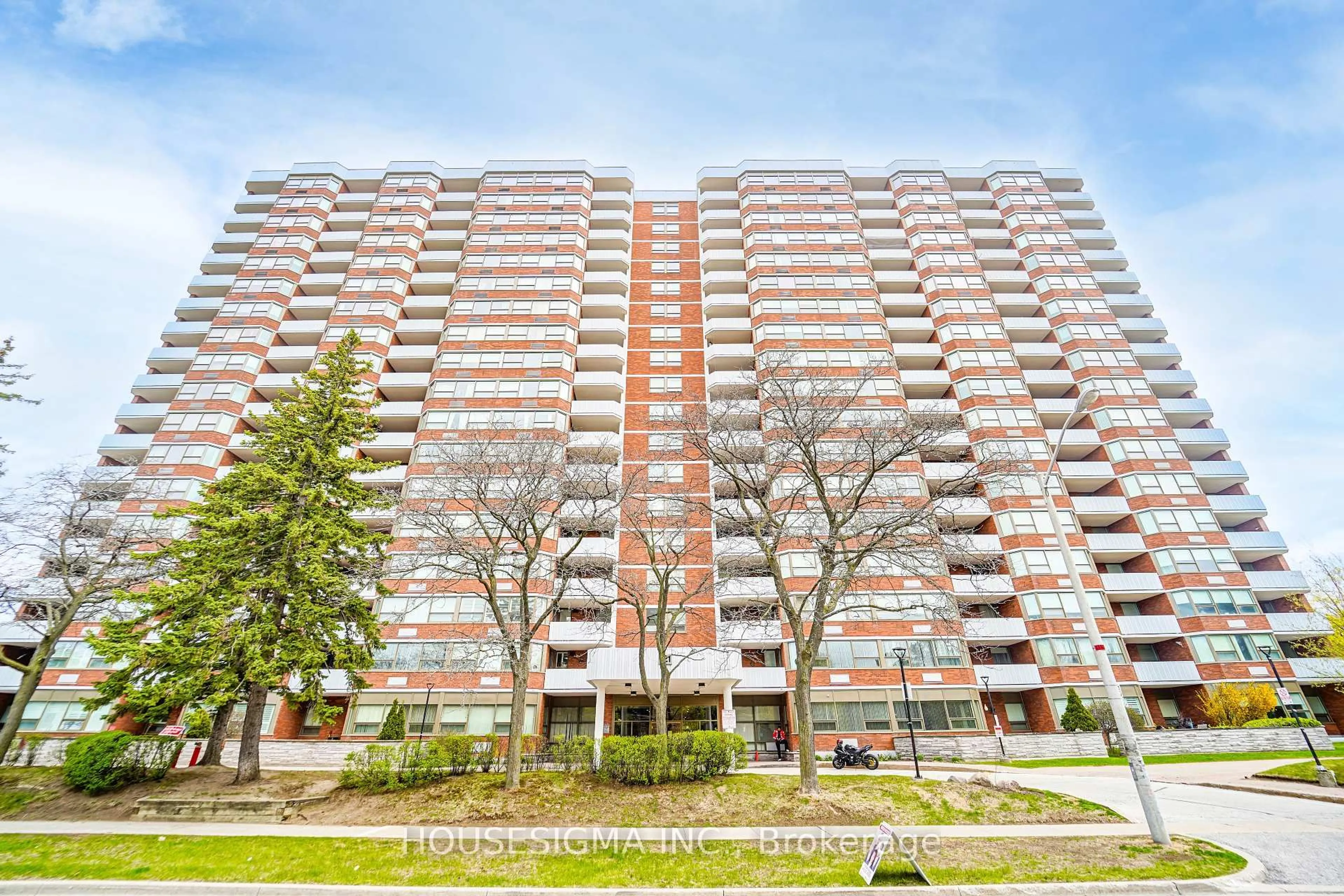 Unknown for 121 Ling Rd #904, Toronto Ontario M1E 4Y2