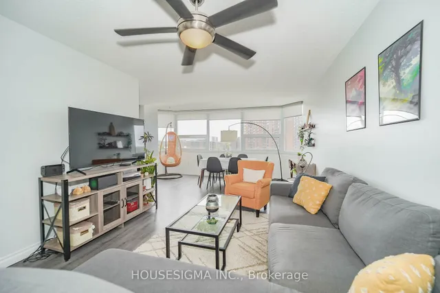 Additional property image - 121 Ling Rd Unit 904