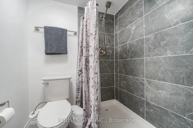 Additional property image - 121 Ling Rd Unit 904