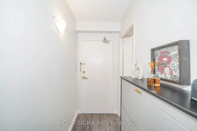Additional property image - 121 Ling Rd Unit 904