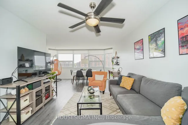 Additional property image - 121 Ling Rd Unit 904