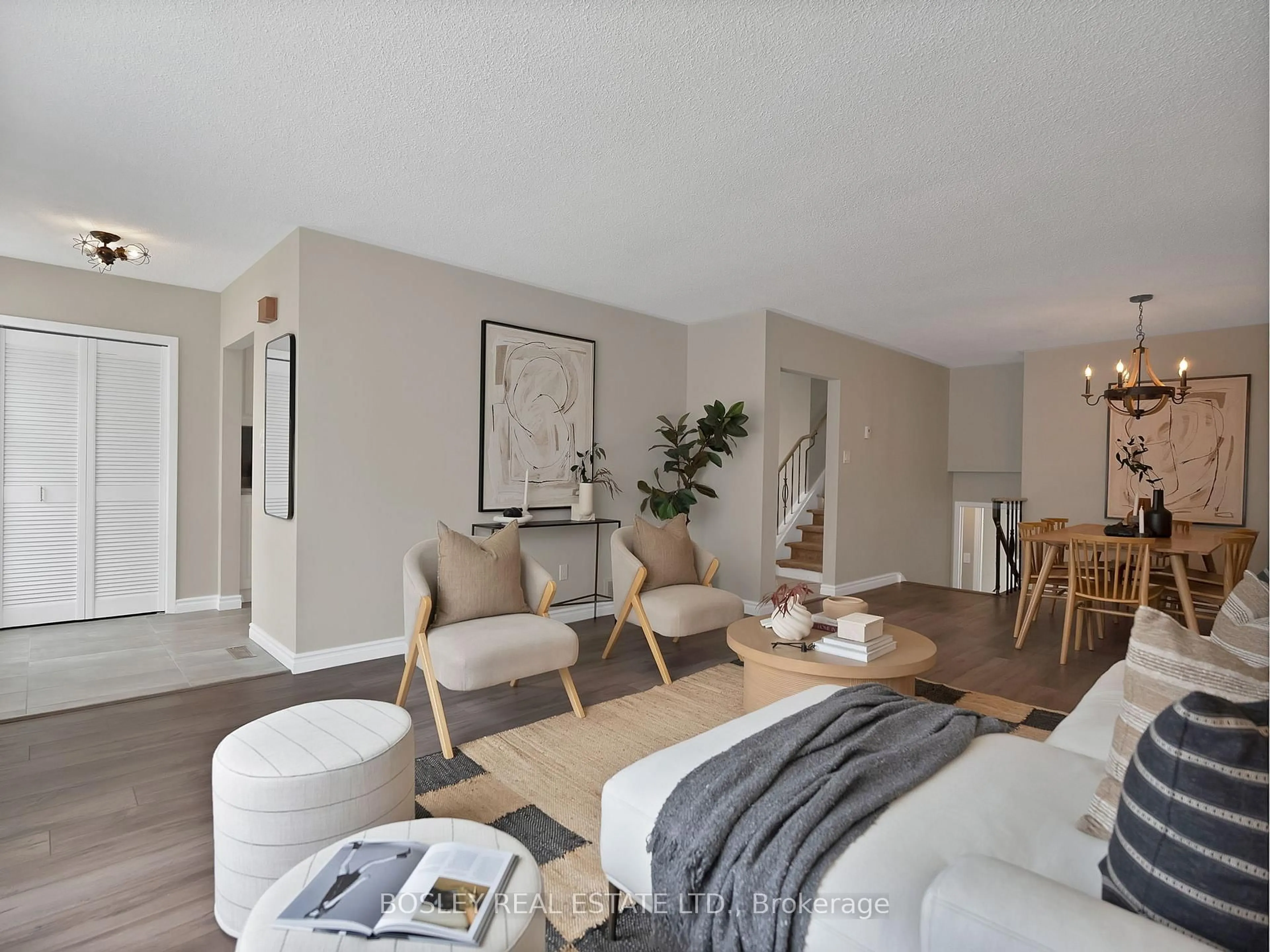 Living room with furniture, unknown for 18 Leeswood Cres, Toronto Ontario M1S 2P3