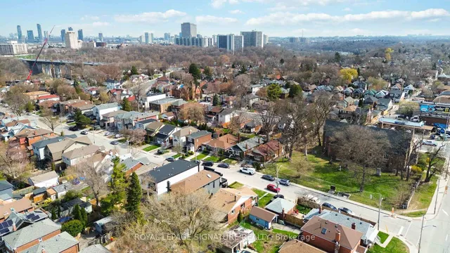 Additional property image - 2 Stanhope Ave