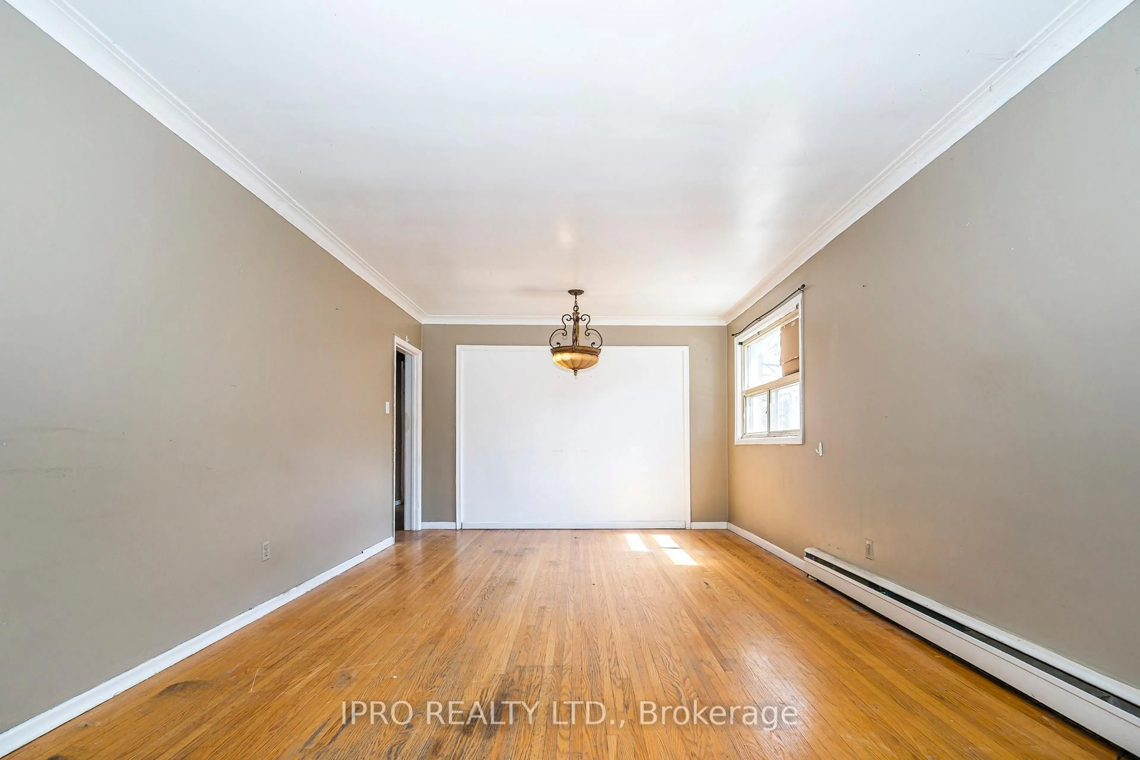 A pic of a room for 20 Castille Ave, Toronto Ontario M1R 2C1