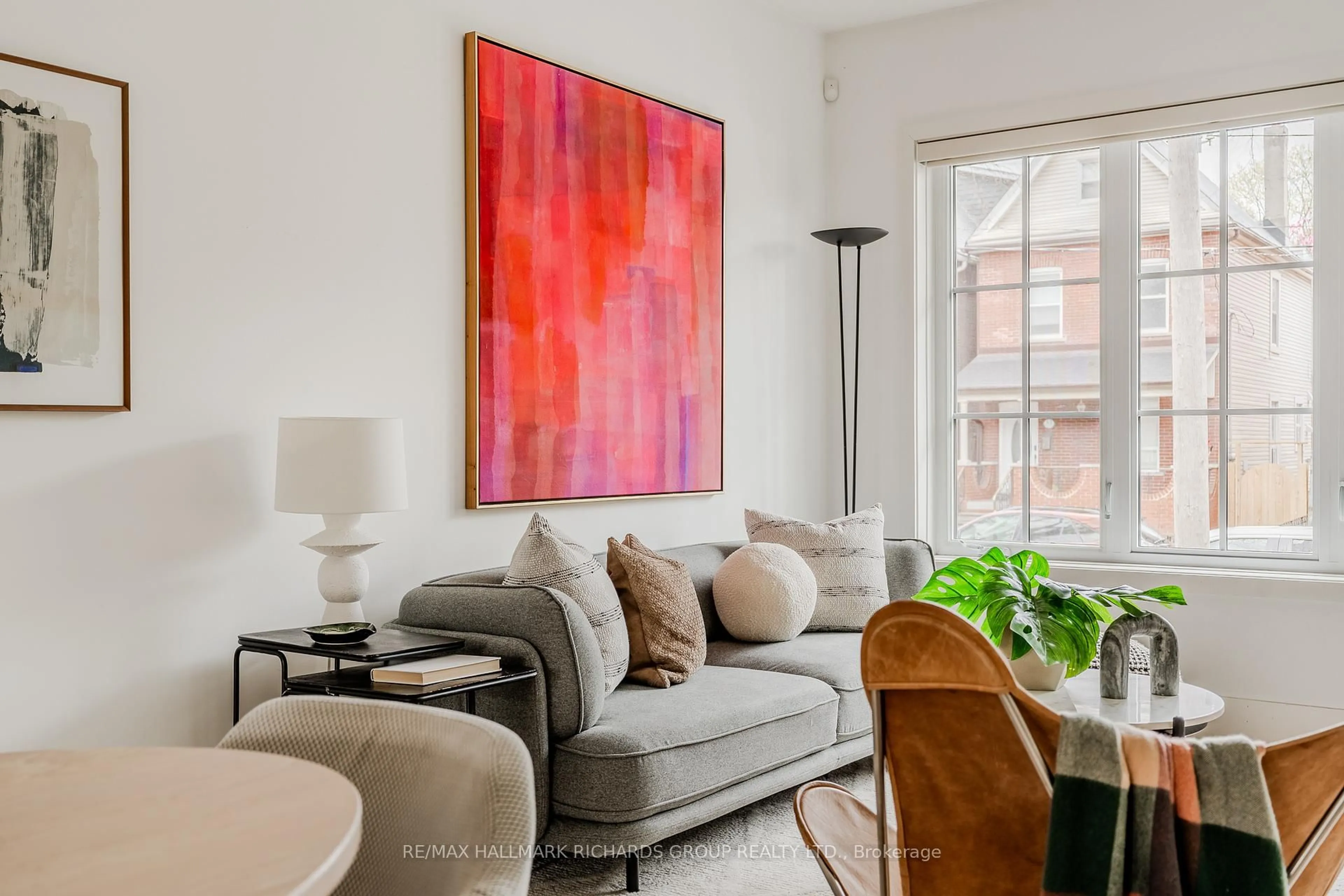 Living room with furniture, unknown for 60 Brooklyn Ave, Toronto Ontario M4M 2X5