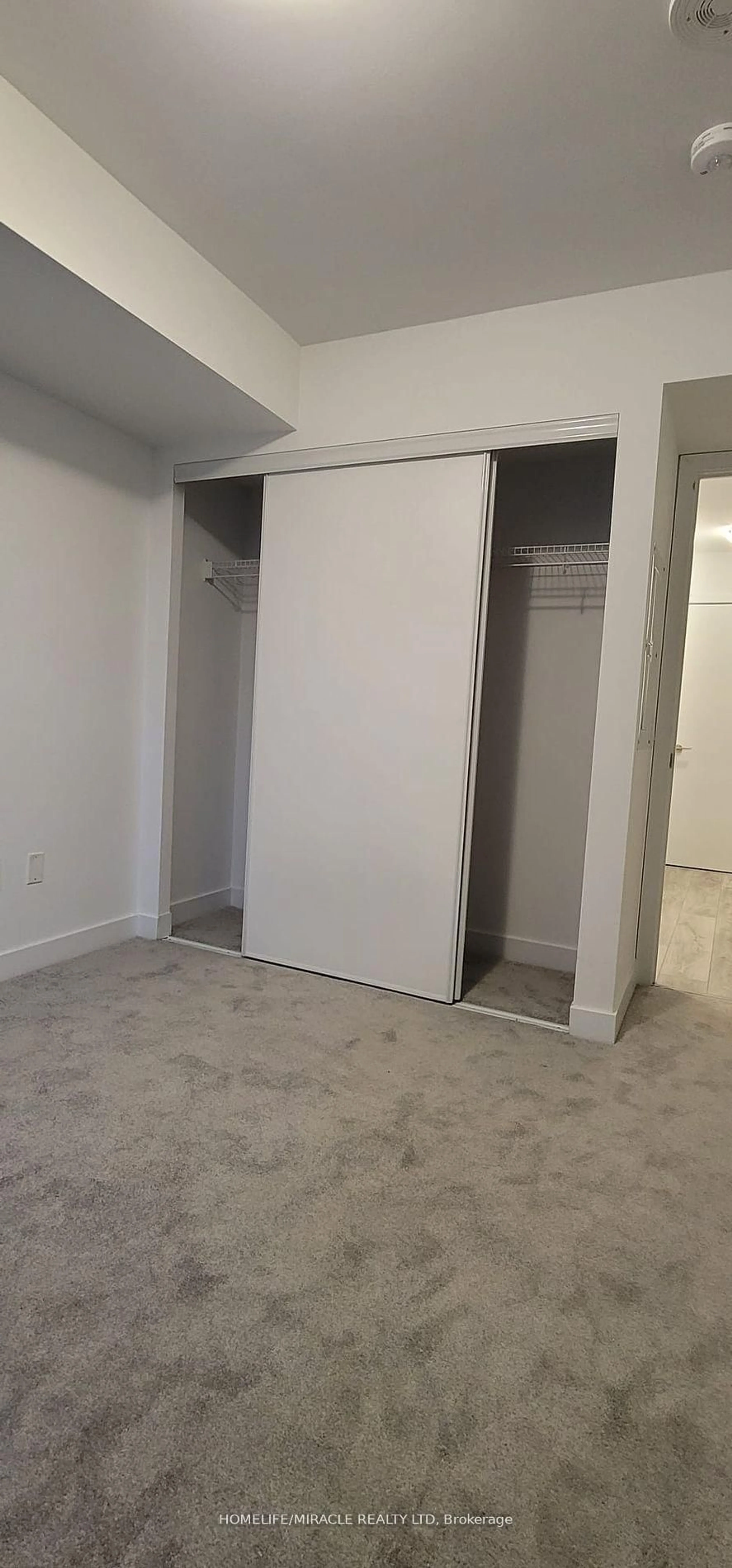 A pic of a room for 1455 Celebration Dr #307, Pickering Ontario L1W 1L8