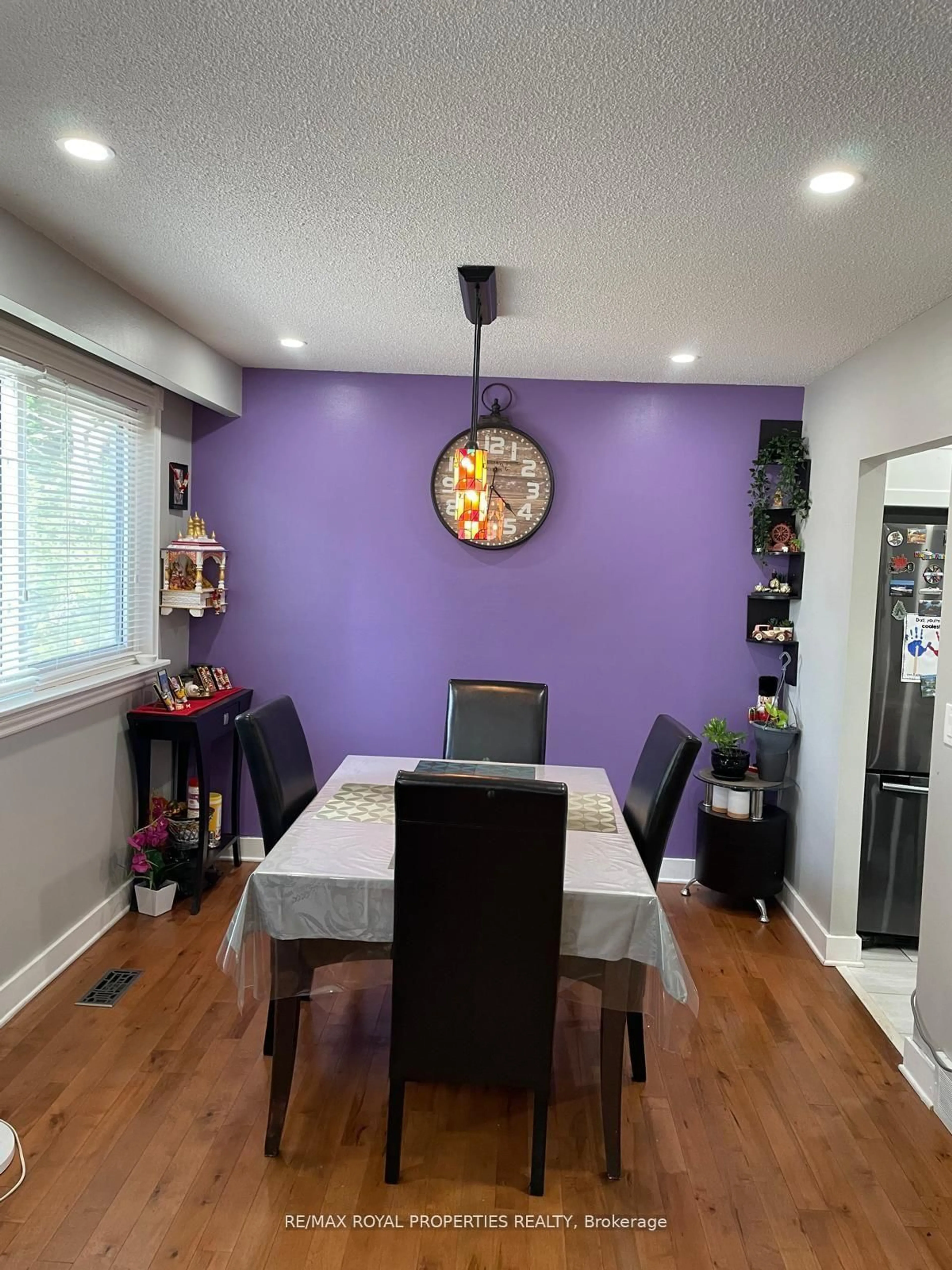 Dining room, wood/laminate floor for 63 Dreyer Dr, Ajax Ontario L1S 1J3