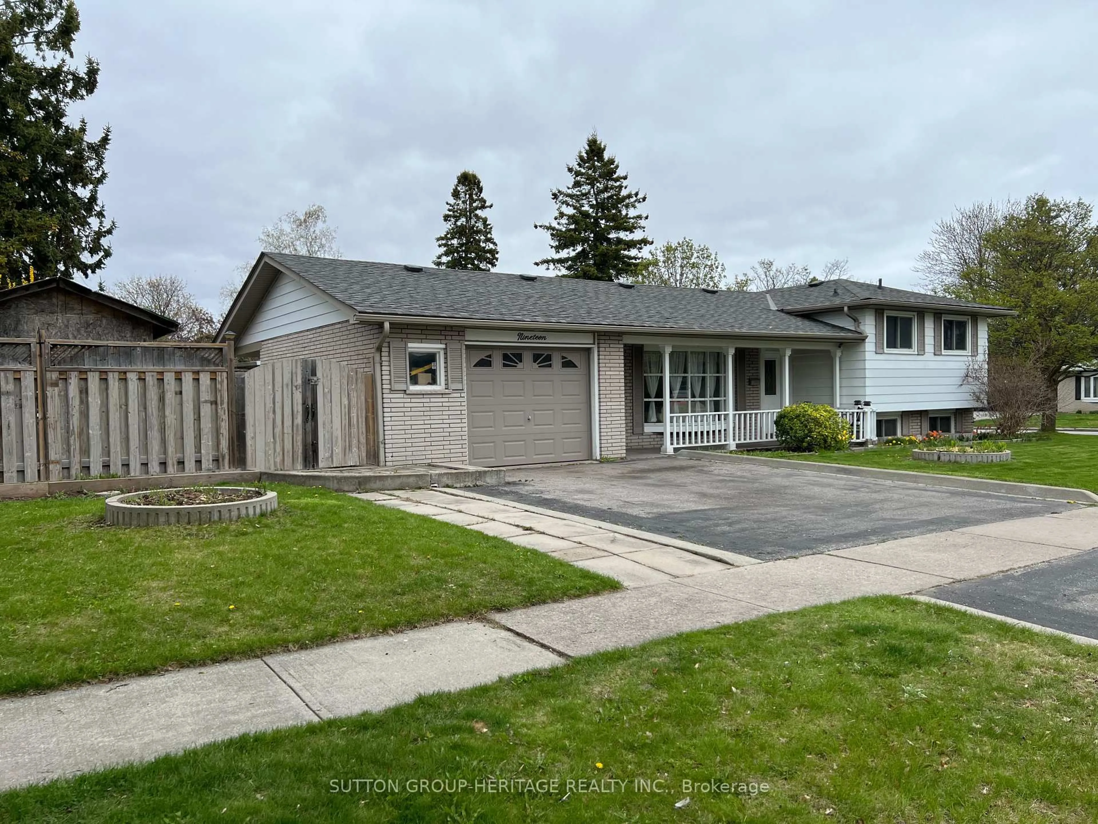 Unknown for 19 Turnbull Rd, Ajax Ontario L1S 2W8