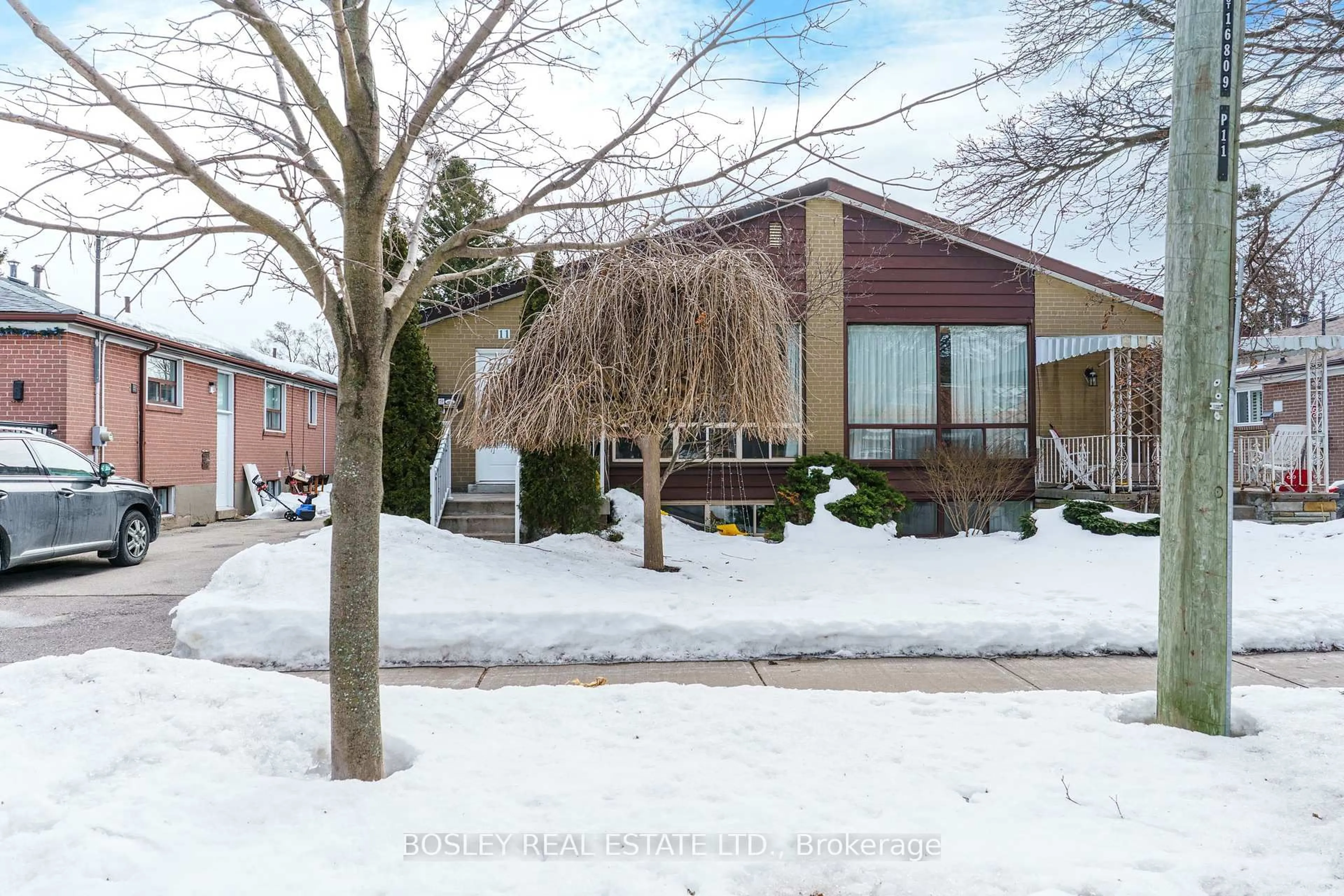 Unknown for 11 Trinnell Blvd, Toronto Ontario M1L 1S4