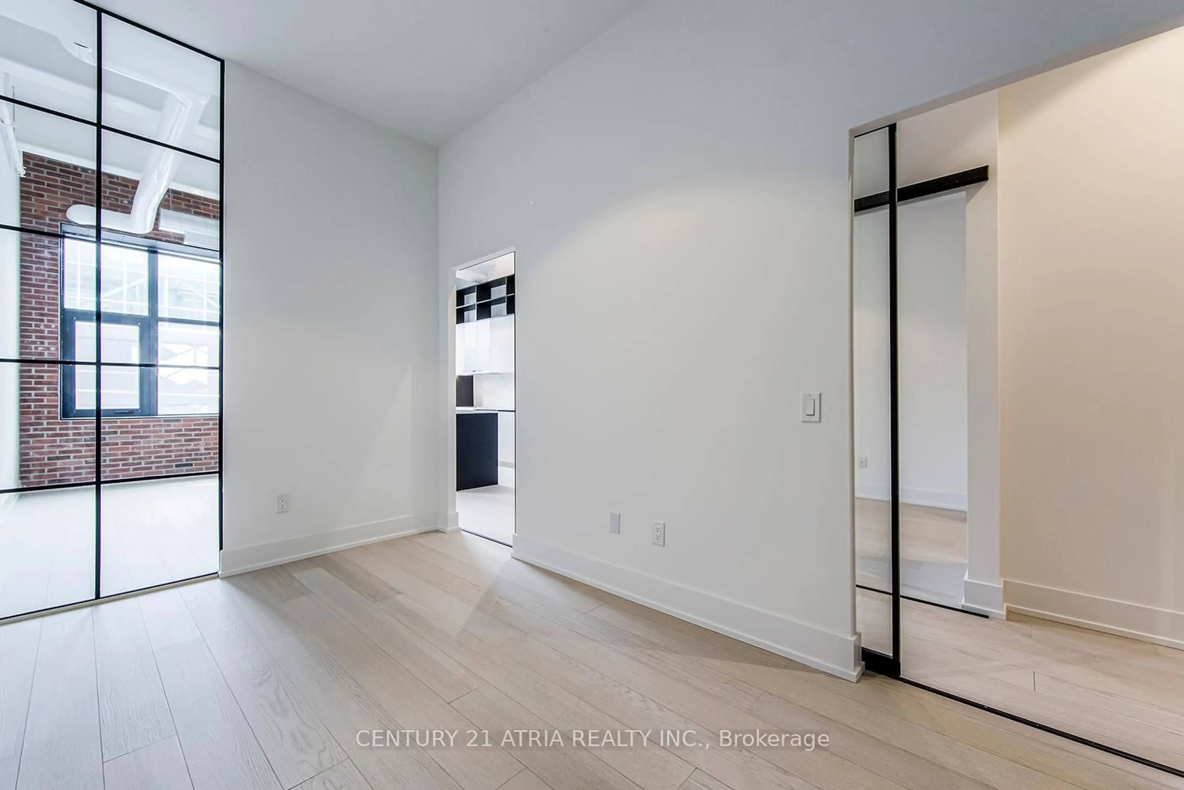 Indoor entryway for 150 Logan Ave #405, Toronto Ontario M4M 1C3