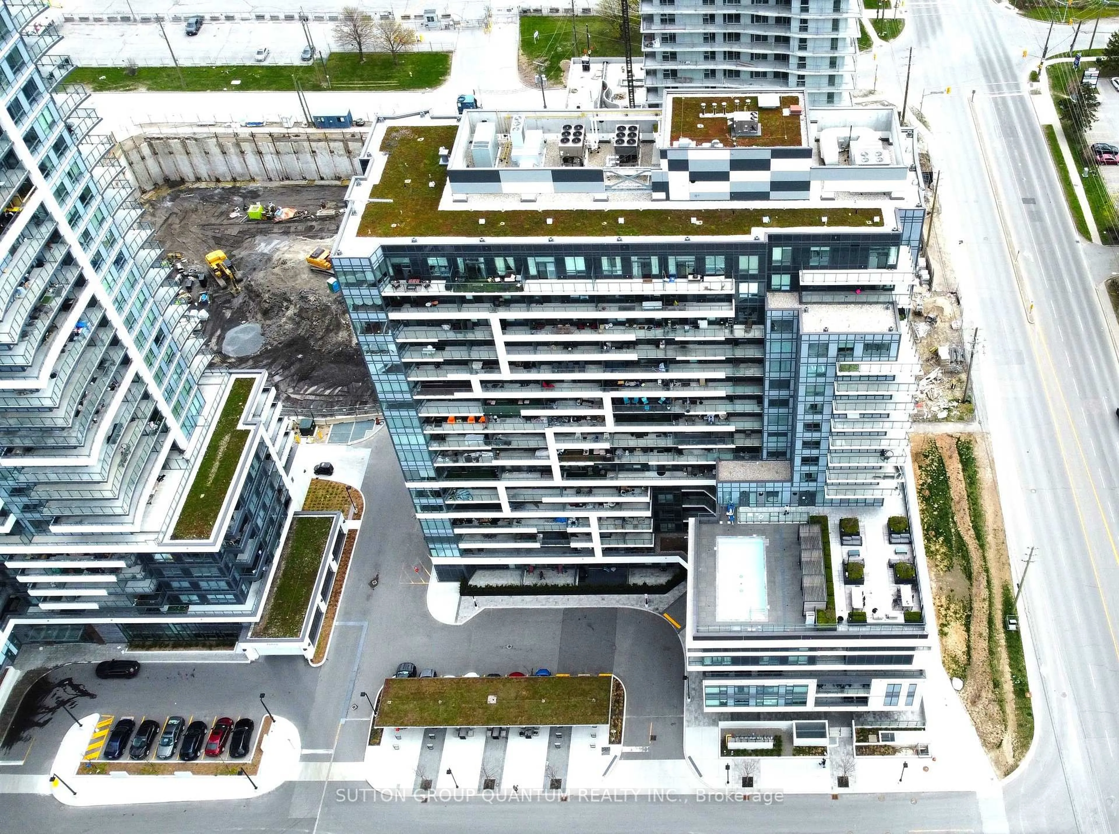 A pic from outside/outdoor area/front of a property/back of a property/a pic from drone, city buildings view from balcony for 1480 Bayly St #604, Pickering Ontario L1W 1L8