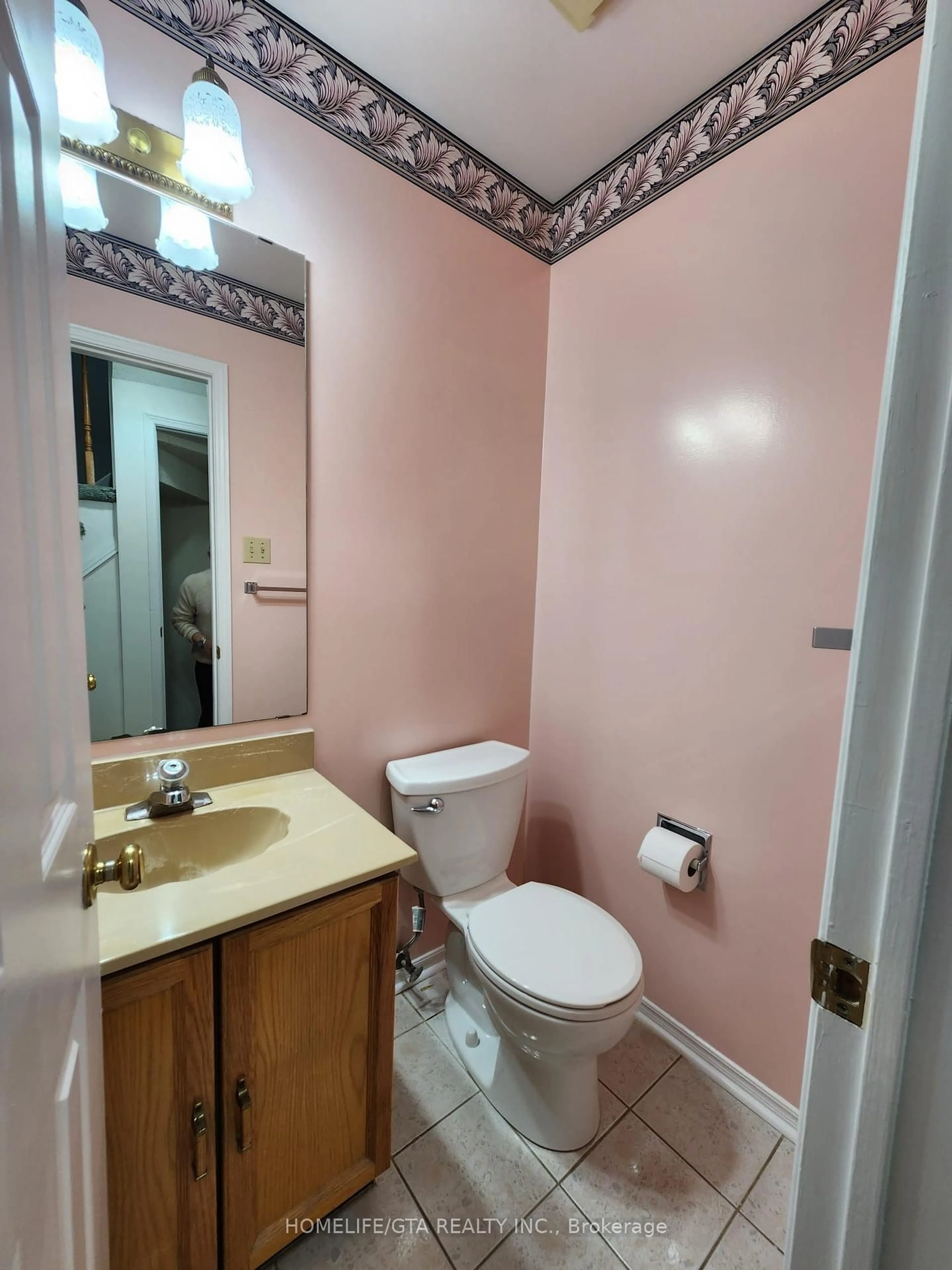 Standard bathroom, unknown for 69 Major Oak Terr, Toronto Ontario M1V 3E4