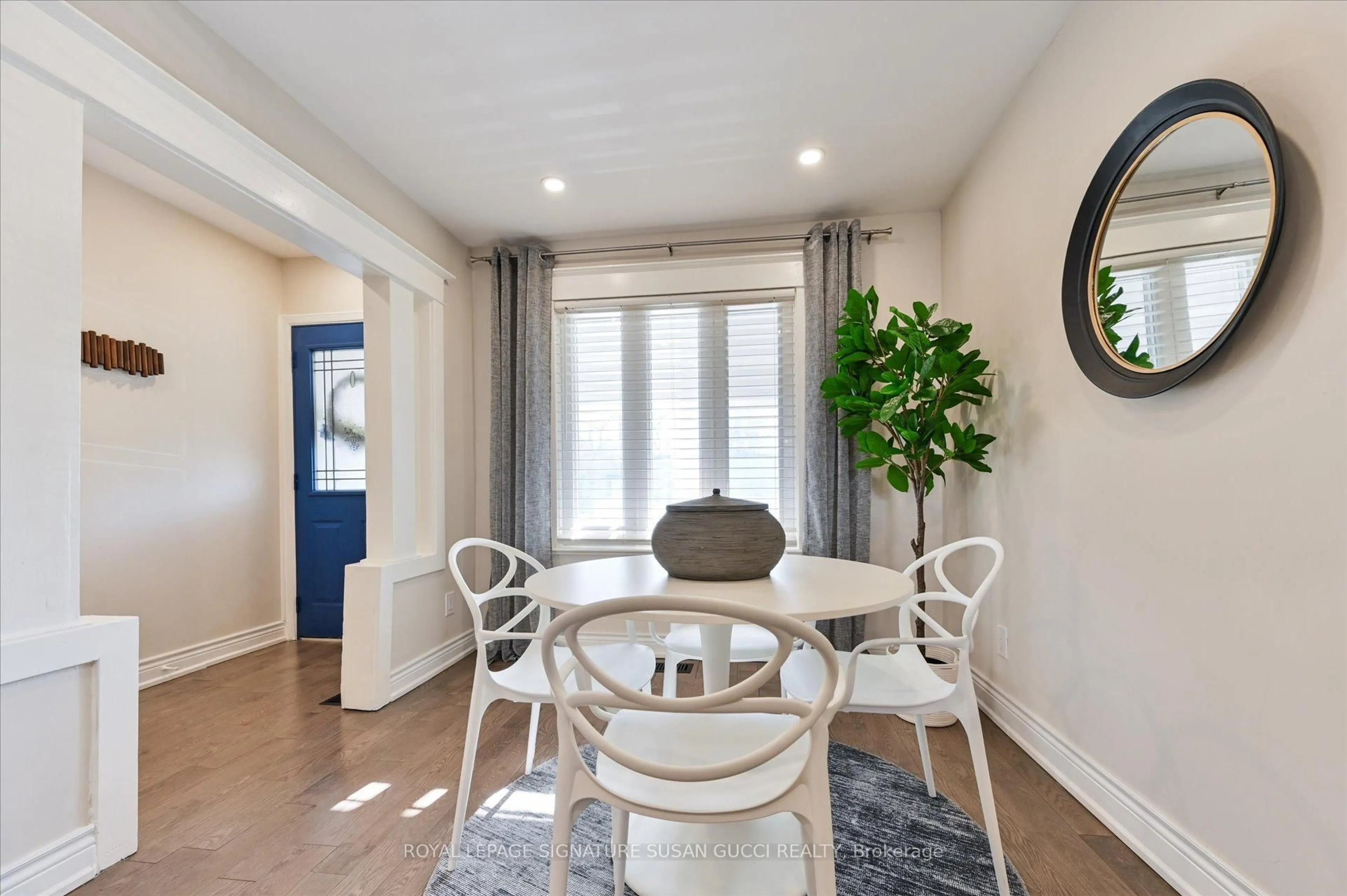 Dining room, unknown for 1265 Woodbine Ave, Toronto Ontario M4C 4E5