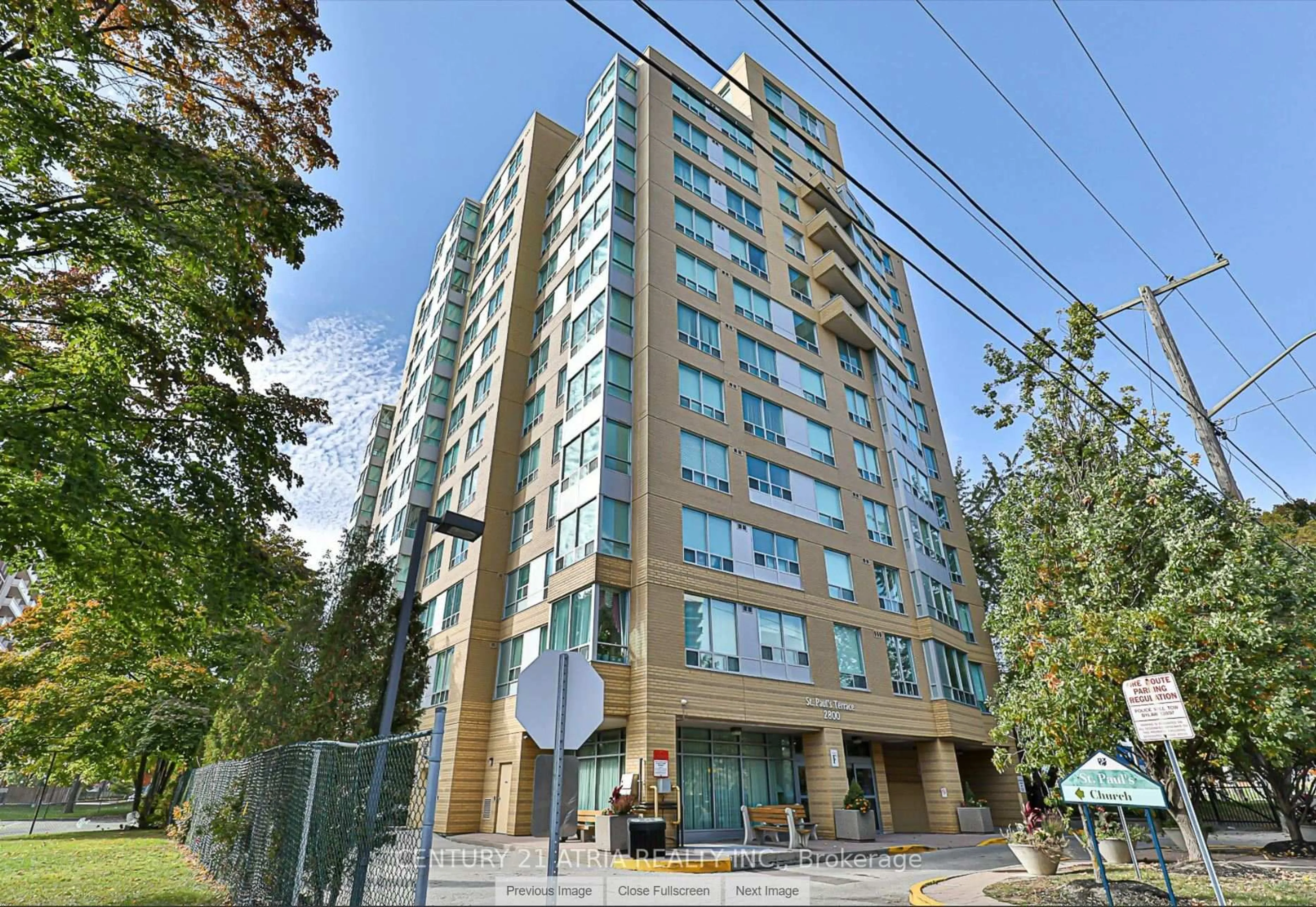 Indoor foyer for 2800 Warden Ave #904, Toronto Ontario M1W 3Z6