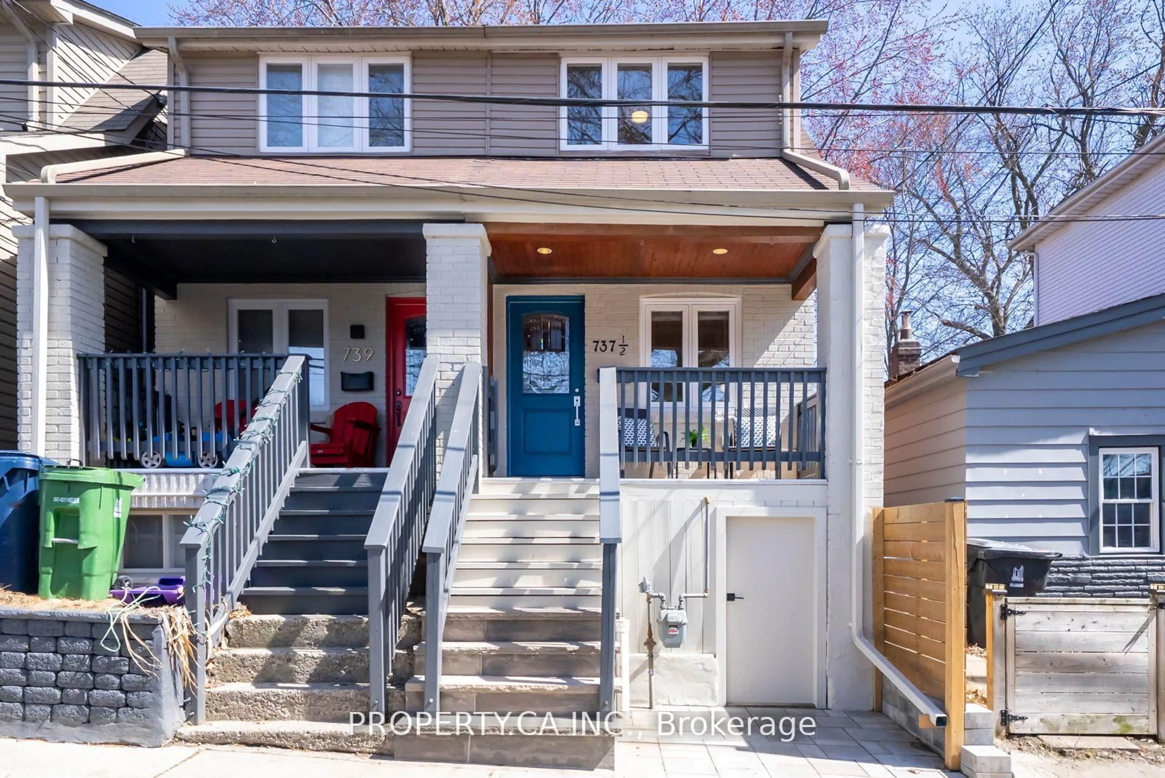 Unknown for 737 1/2 Craven Rd, Toronto Ontario M4L 2Z7