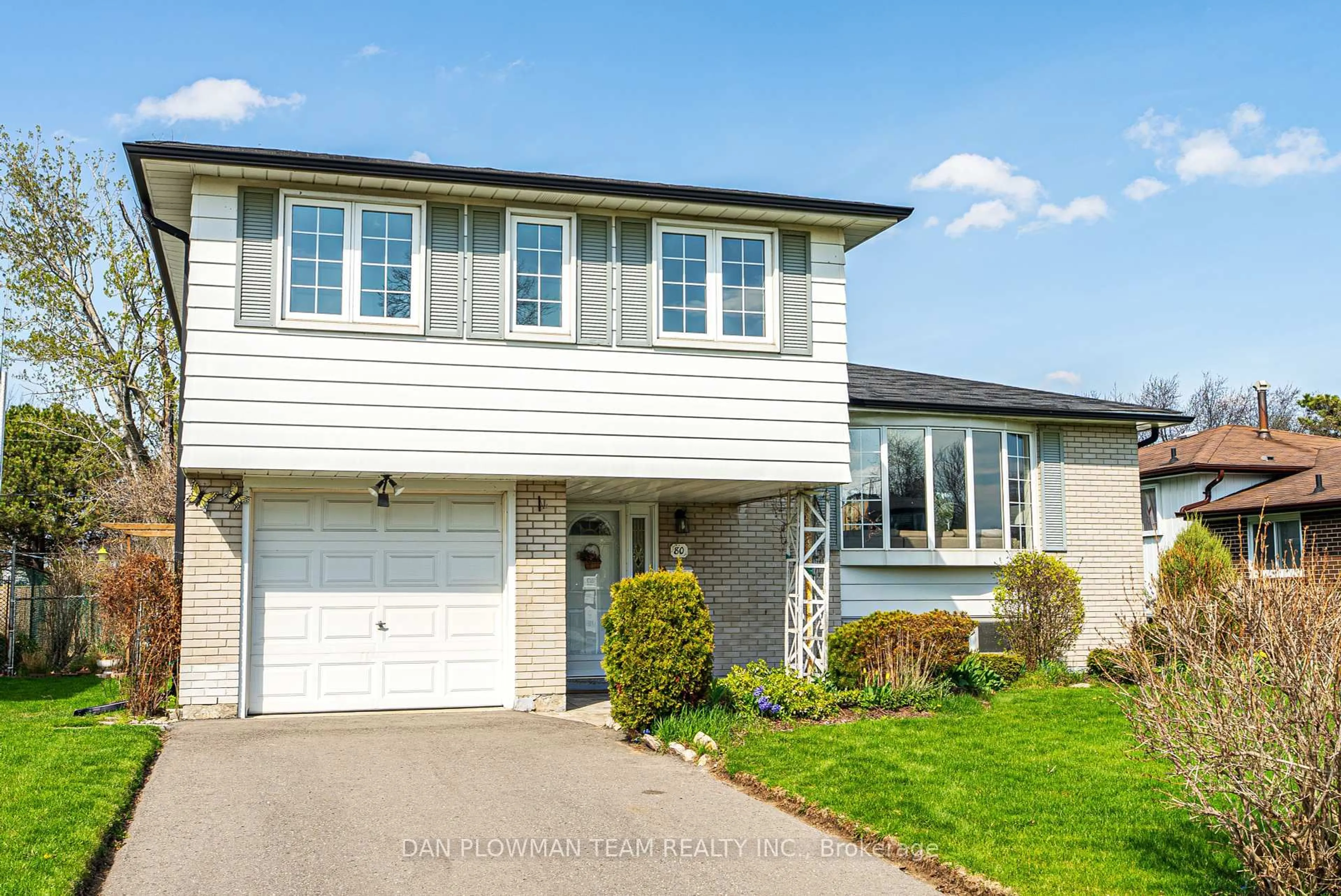 Home with vinyl exterior material, street for 80 Dreyer Dr, Ajax Ontario L1S 1J5