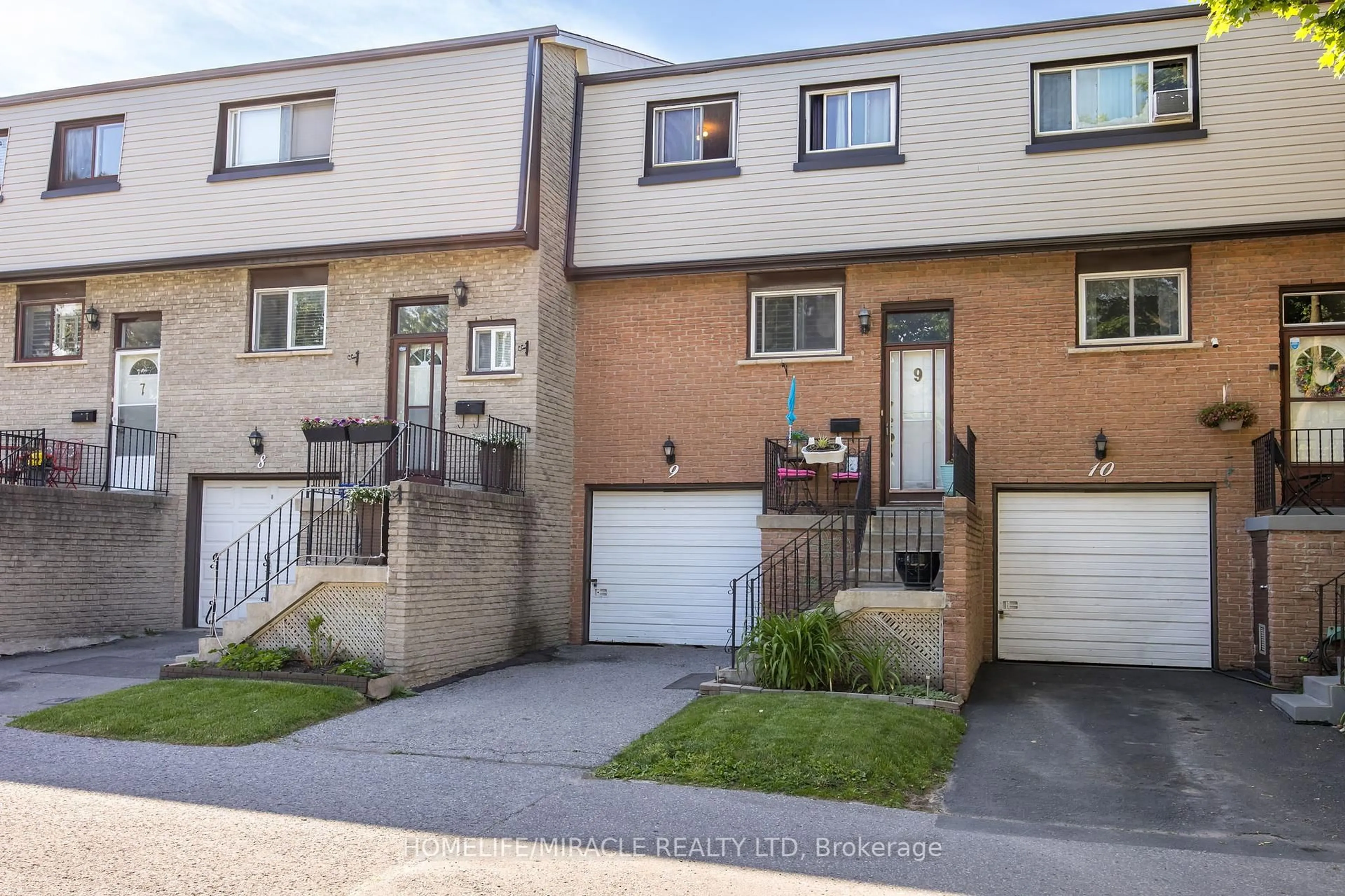 Unknown for 1945 Denmar Rd #9, Pickering Ontario L1V 3E2