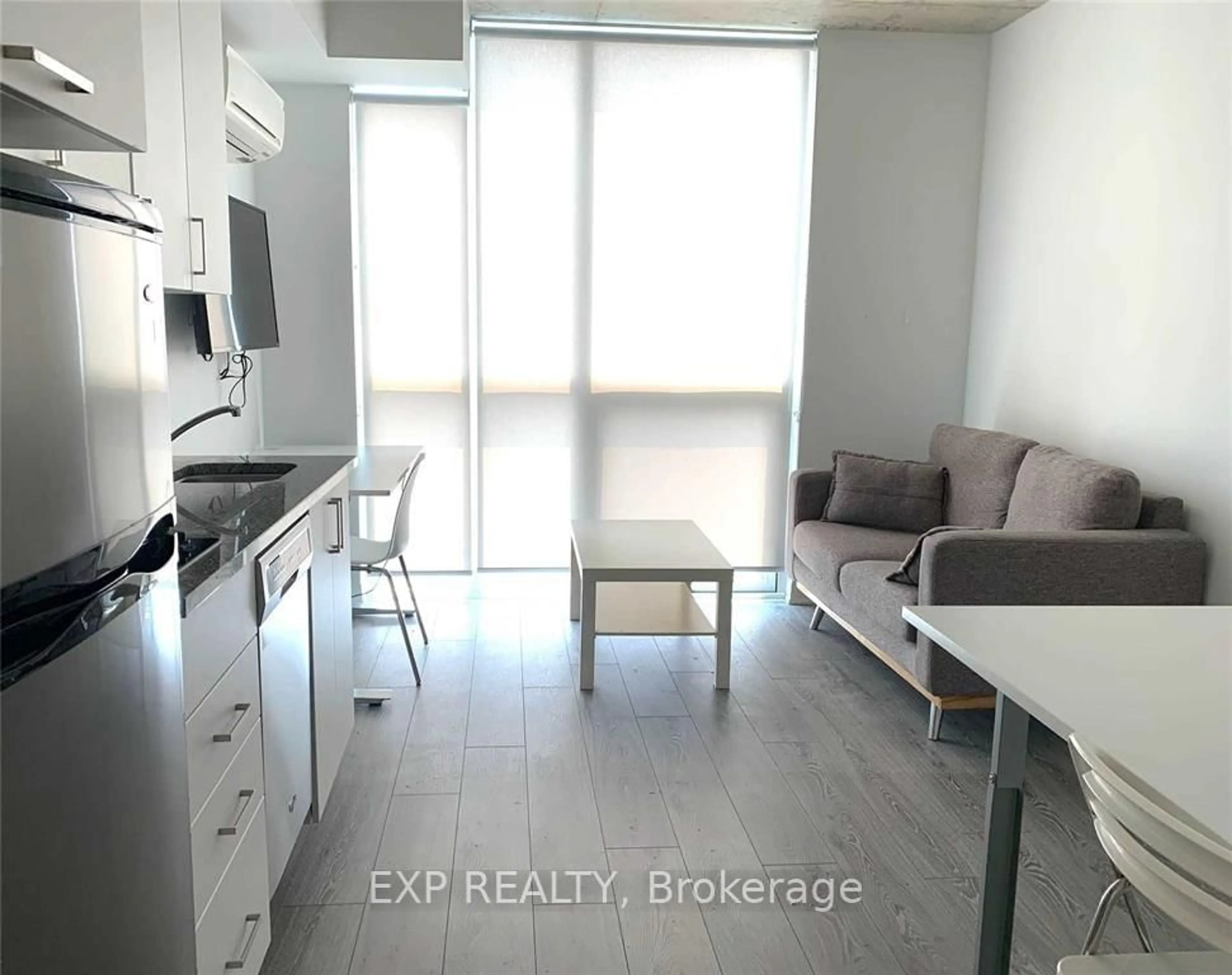 A pic of a room for 1900 Simcoe St #739, Oshawa Ontario L1G 4Y3