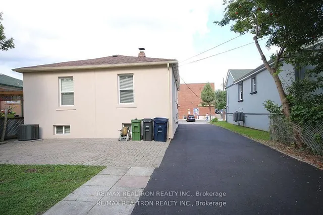 Additional property image - 12 Huntington Ave