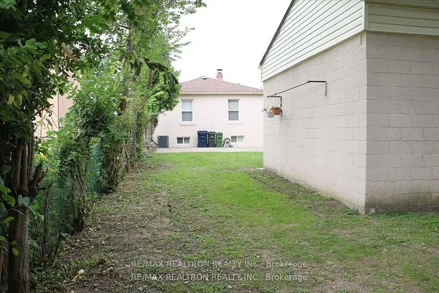 Additional property image - 12 Huntington Ave