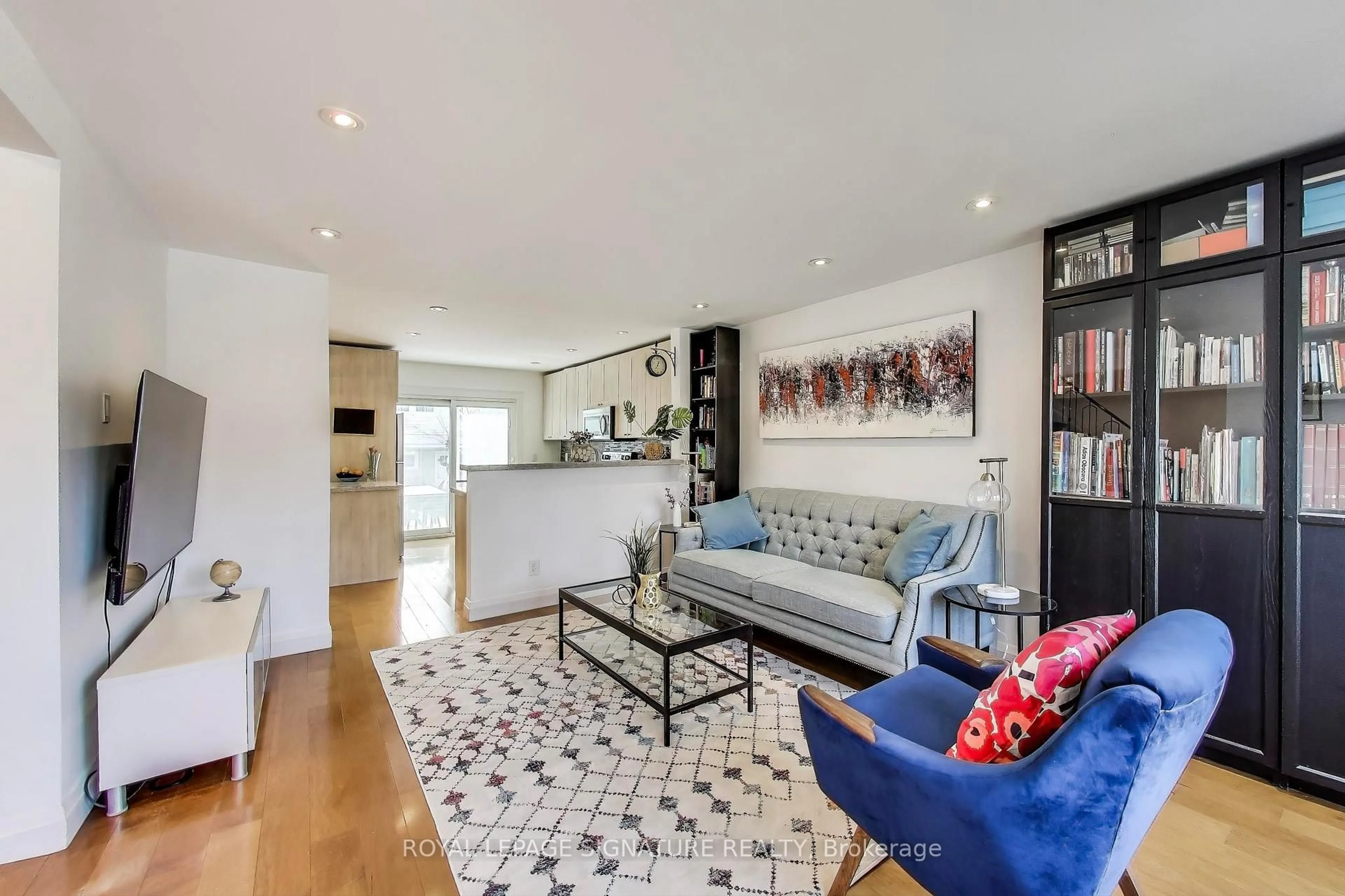 Living room with furniture, unknown for 129 Tiago Ave, Toronto Ontario M4B 2A6