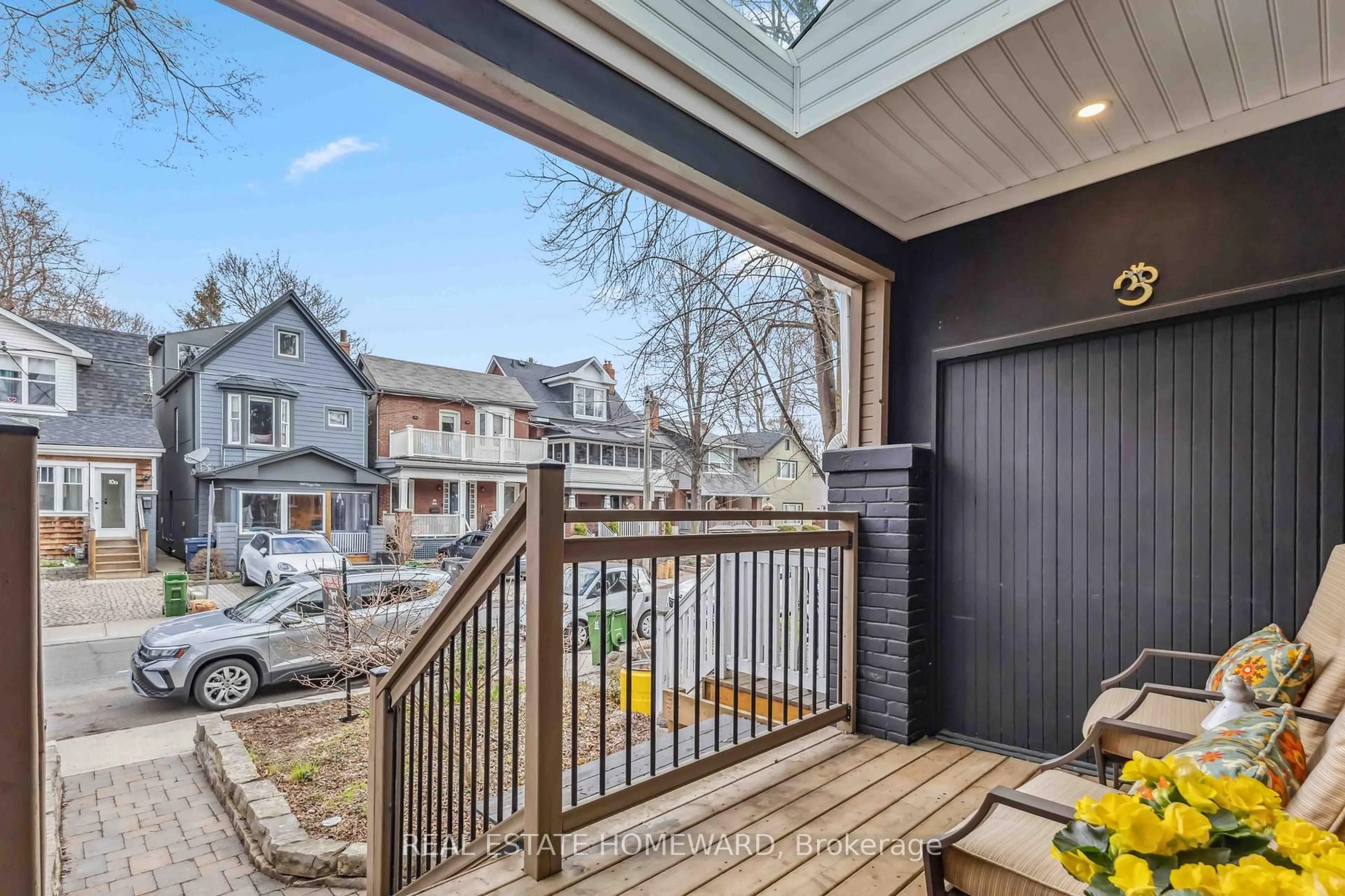 Patio, street for 7 Norway Ave, Toronto Ontario M4L 1P7